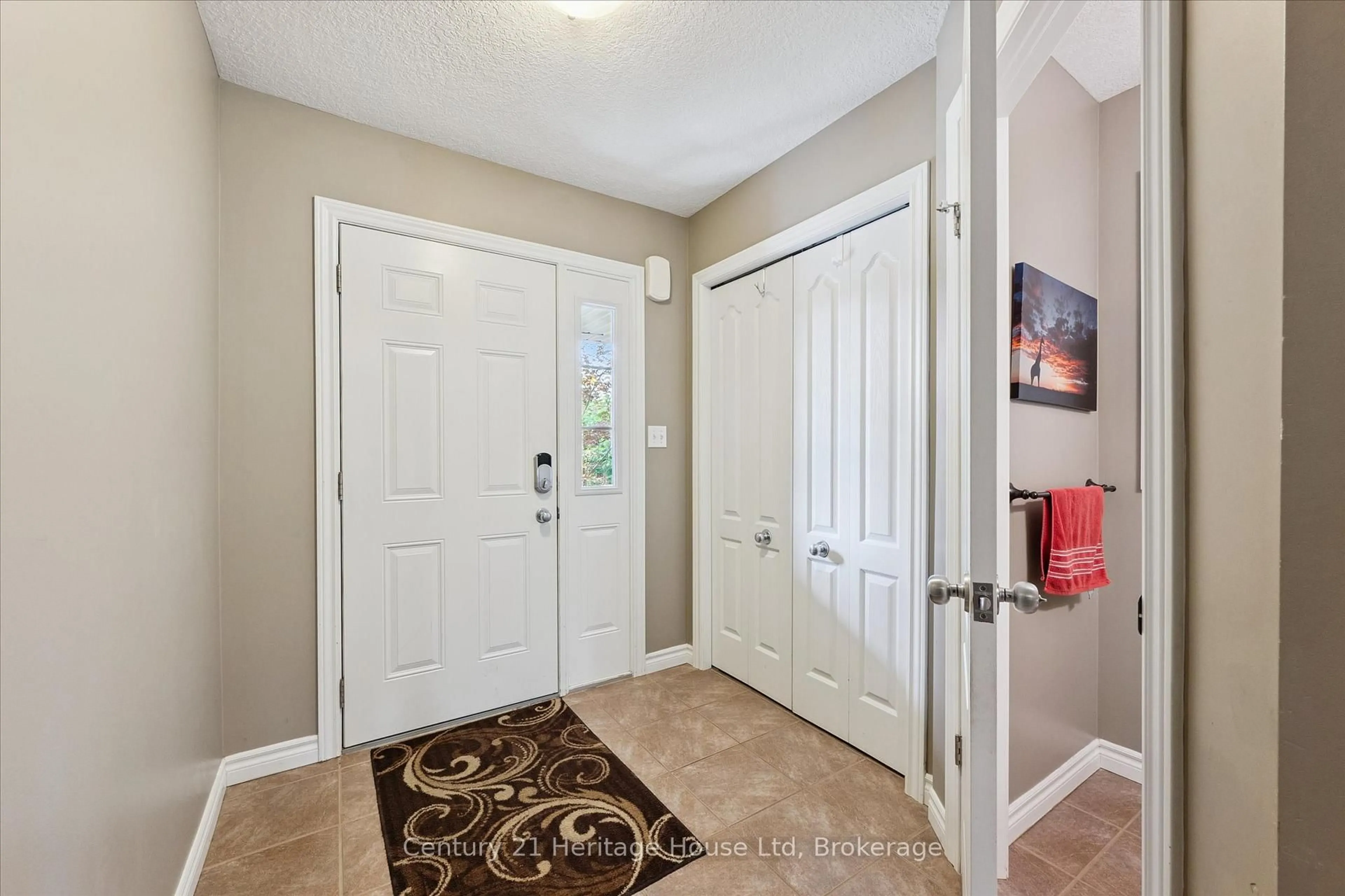 Indoor entryway for 22 Acker St, Guelph Ontario N1E 0G1