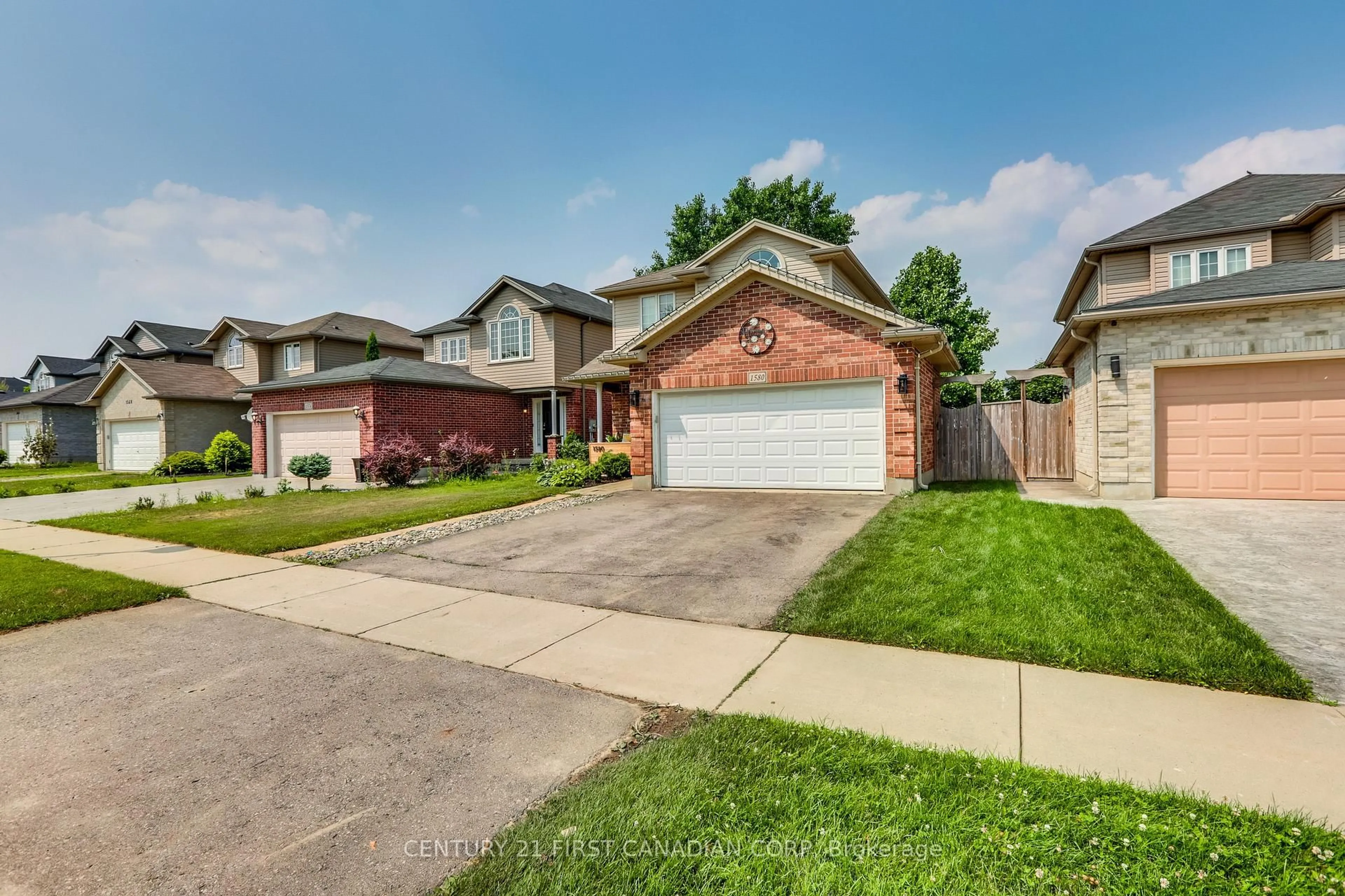 Home with brick exterior material, street for 1580 Green Gables Rd, London South Ontario N6M 0A5