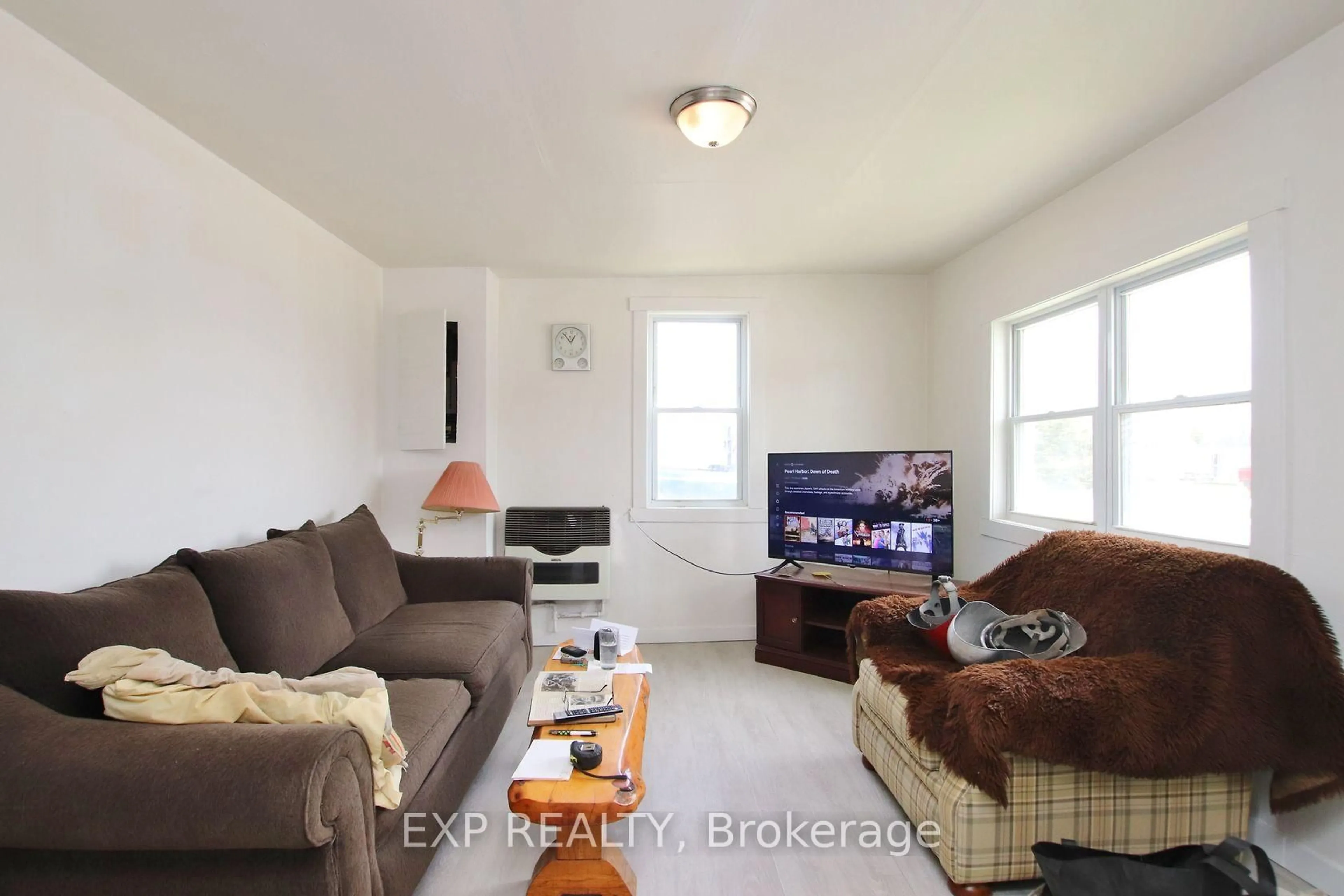 Living room with furniture, unknown for 55 IDA St, Arnprior Ontario K7S 3A5