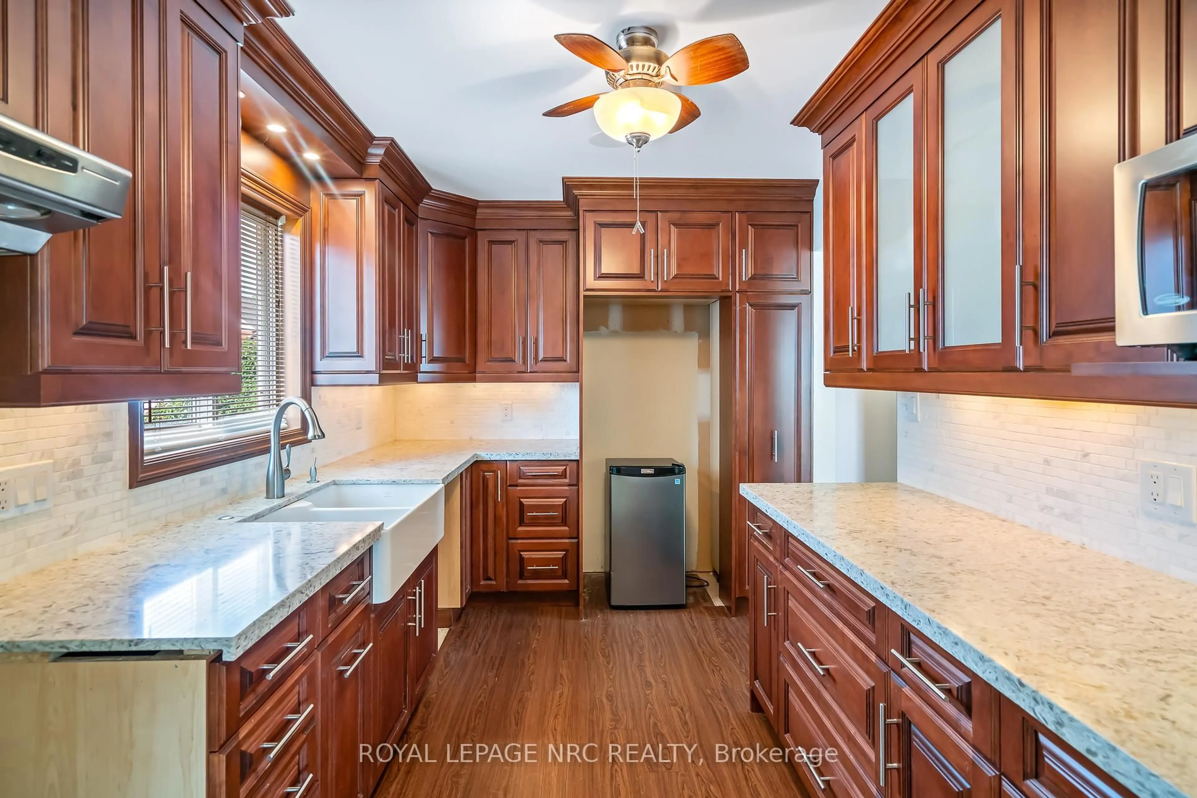 Unknown for 21 WILTON Ave, Welland Ontario L3C 1Z8