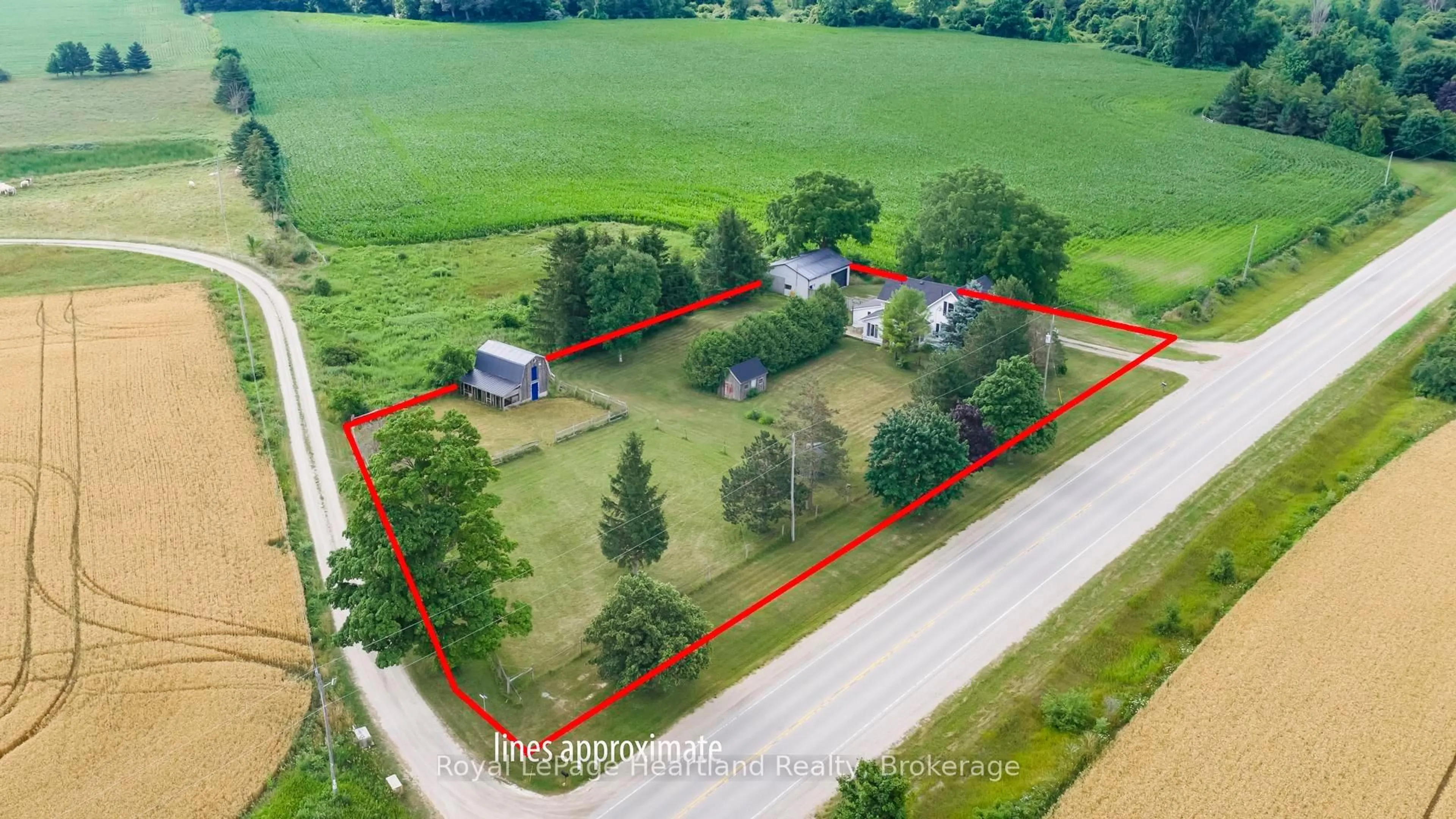 A pic from outside/outdoor area/front of a property/back of a property/a pic from drone, building for 80564 Baseline Rd, Central Huron Ontario N0M 1L0