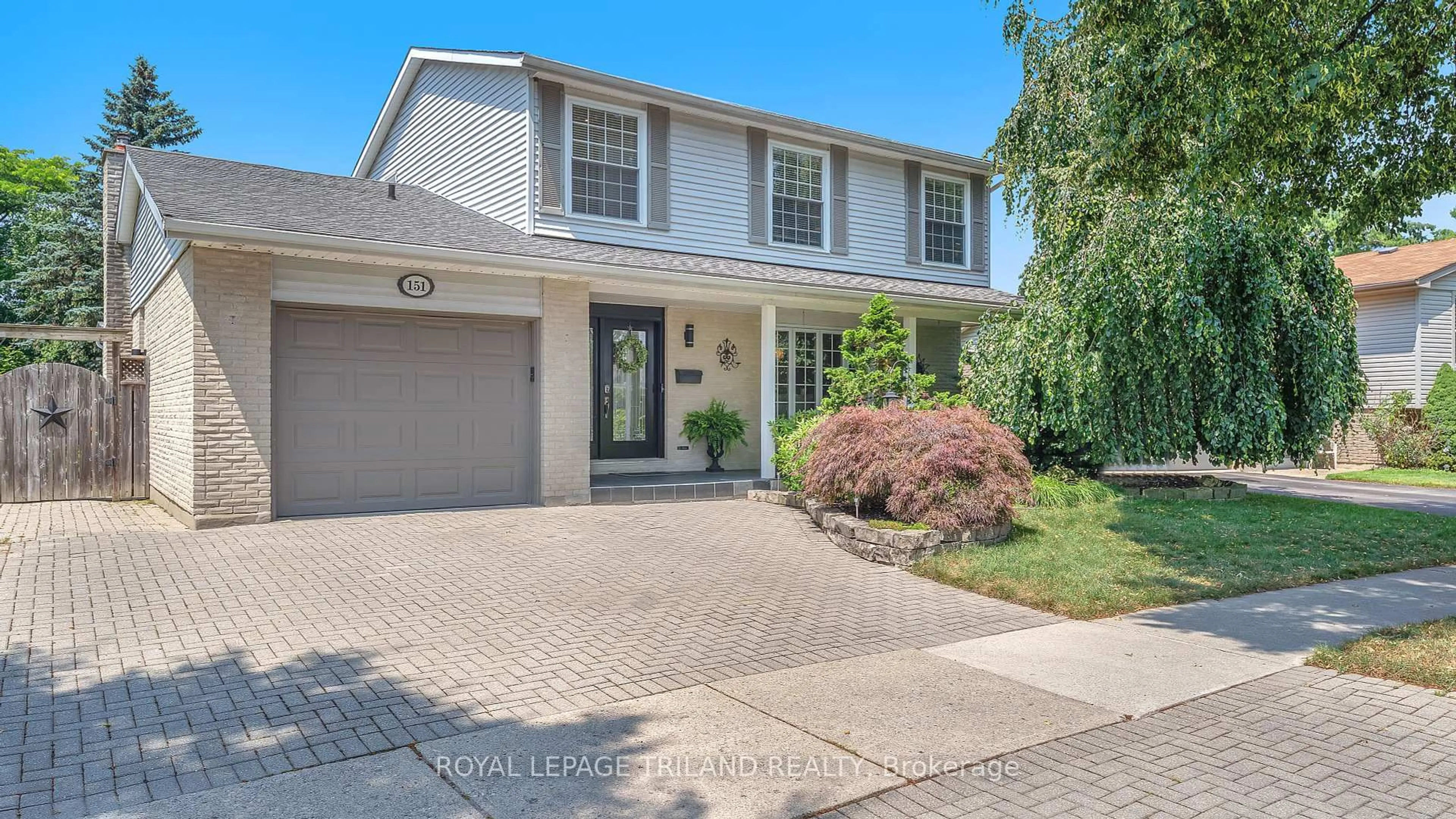 Home with vinyl exterior material, street for 151 Brixham Cres, London South Ontario N6K 1K9