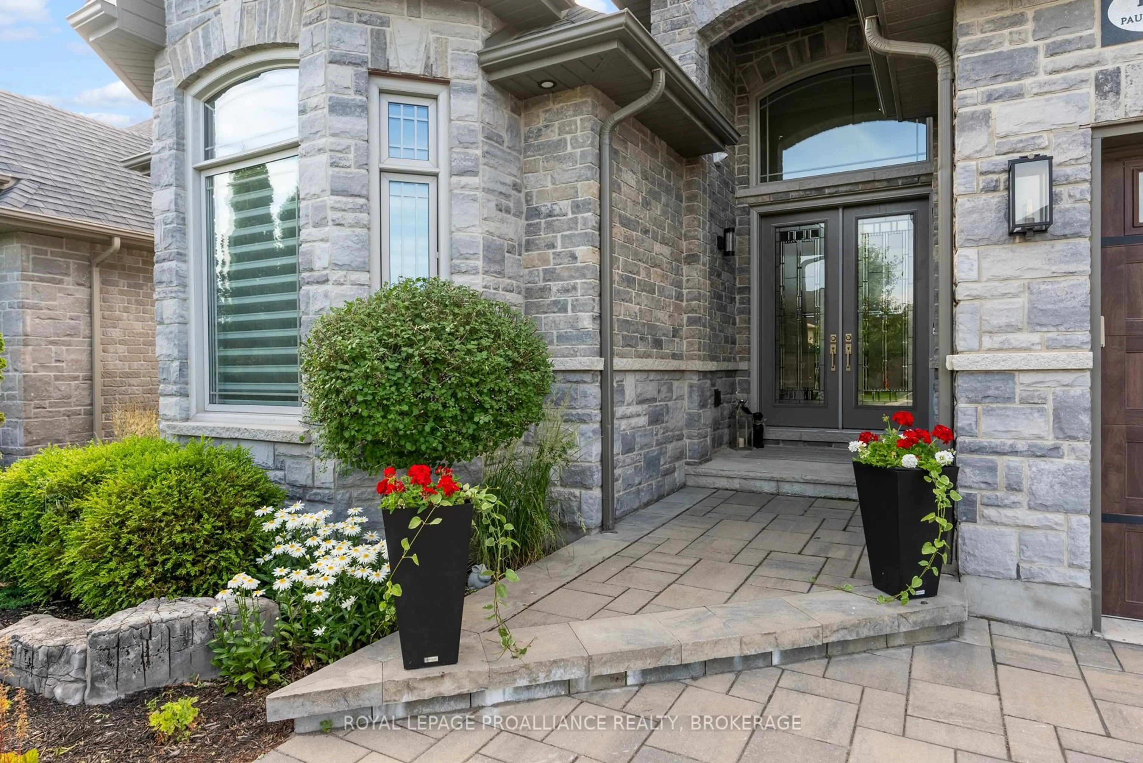 Unknown for 198 Pauline Tom Ave, Kingston Ontario K7K 0G1