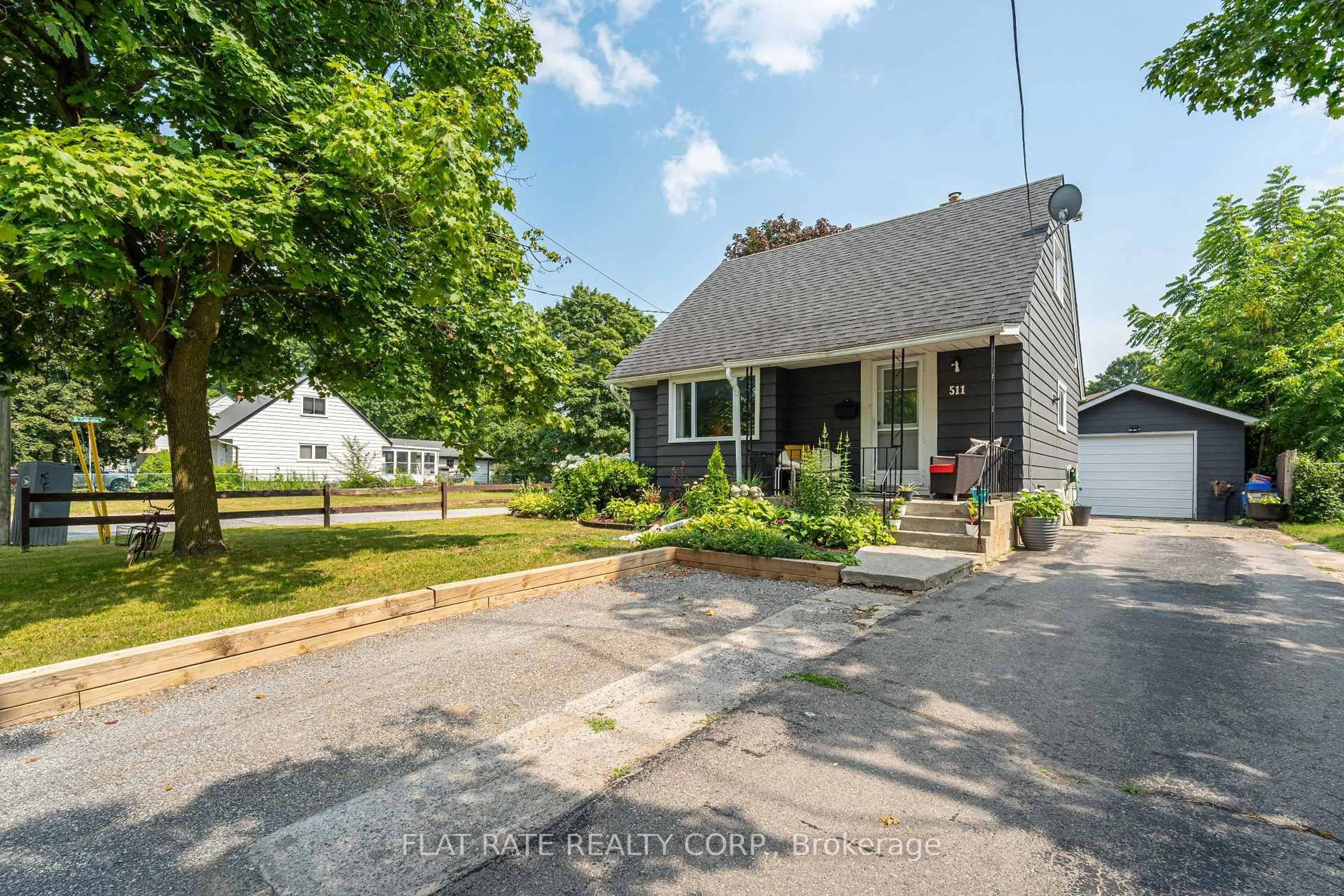 A pic from outside/outdoor area/front of a property/back of a property/a pic from drone, street for 511 O'Connell Rd, Peterborough South Ontario K9J 4E2