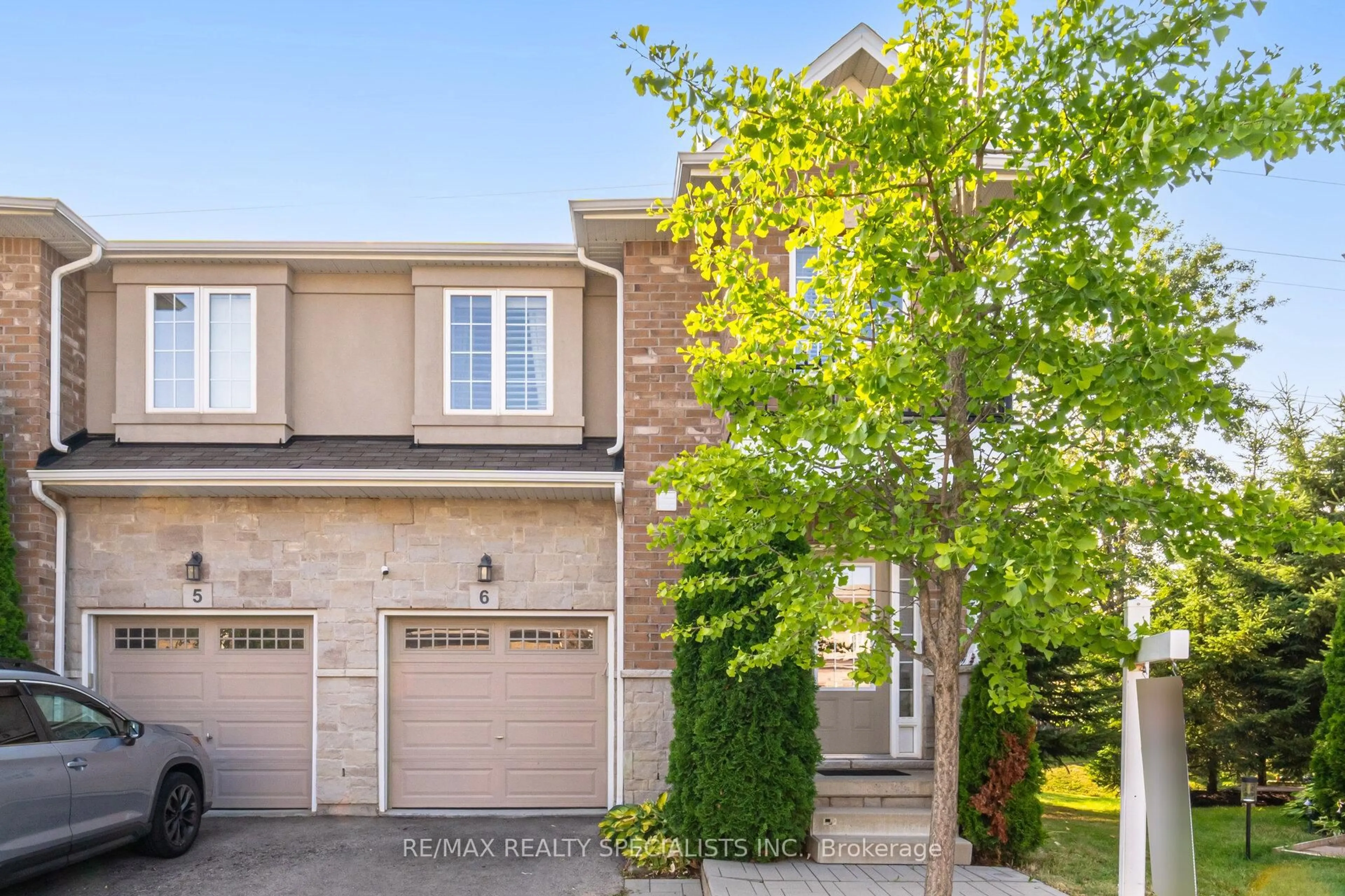 Unknown for 90 Raymond Rd #6, Hamilton Ontario L9K 0J6