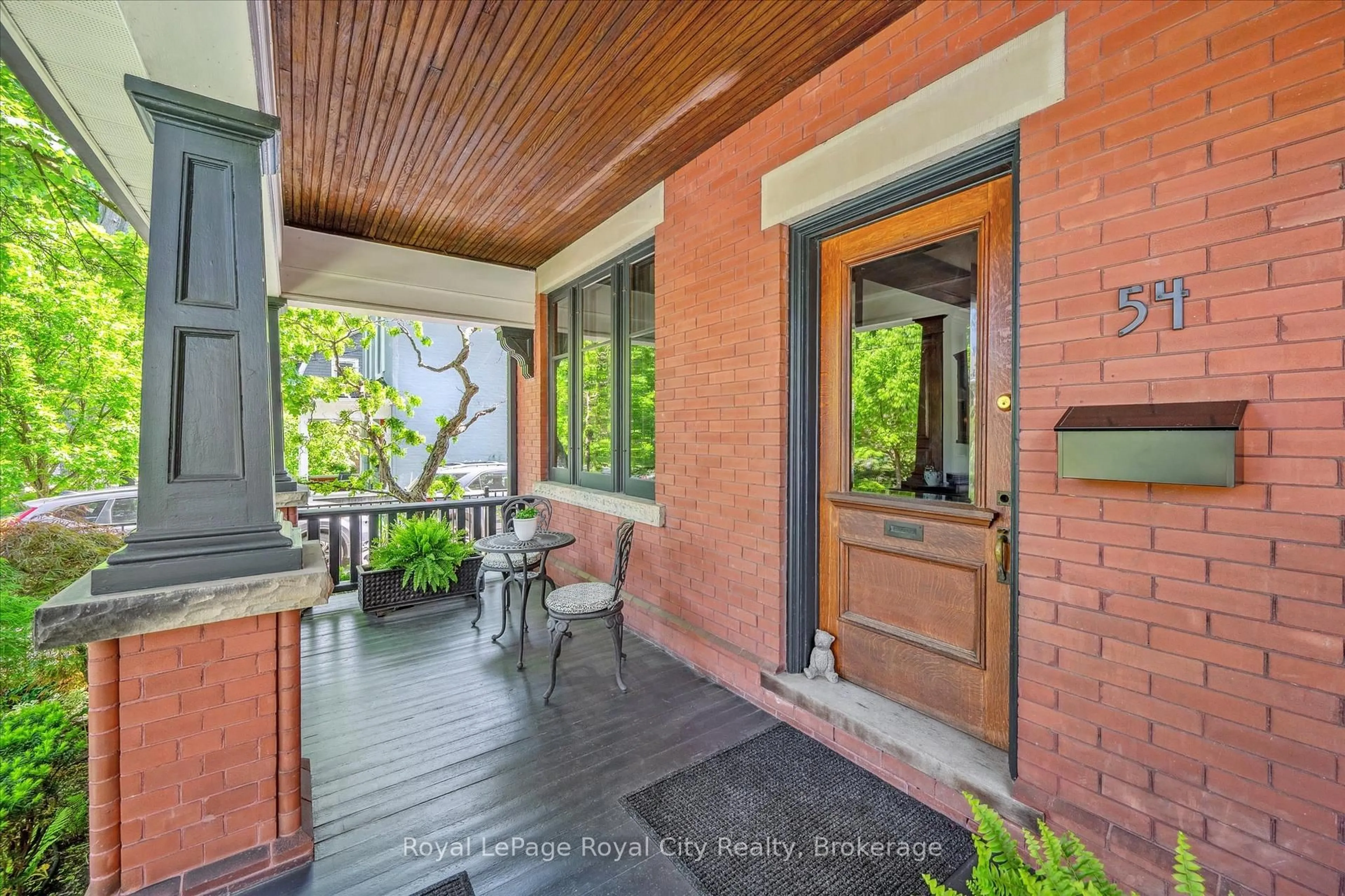 Patio, water/lake/river/ocean view for 54 Clinton St, Guelph Ontario N1H 5G5