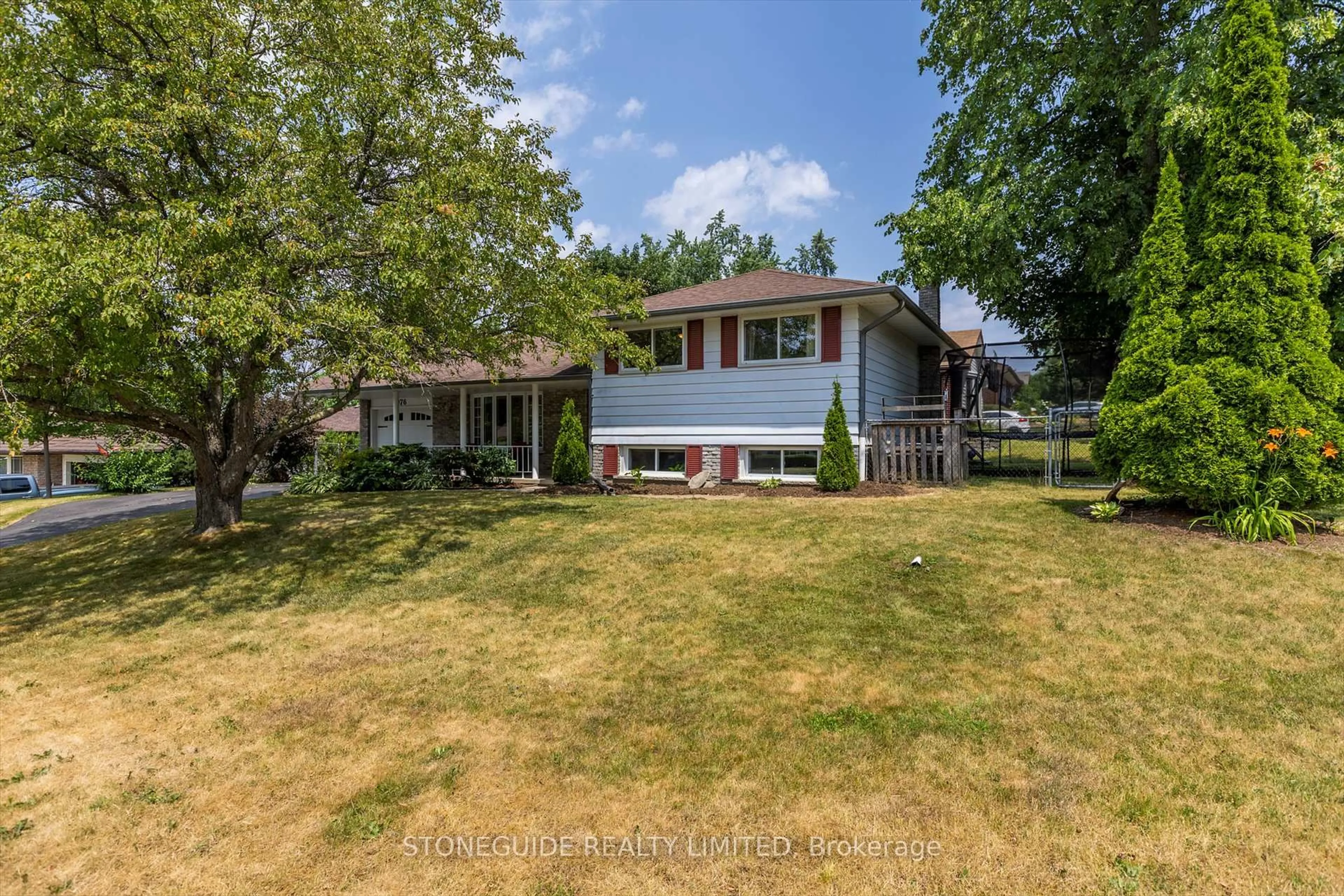 A pic from outside/outdoor area/front of a property/back of a property/a pic from drone, water/lake/river/ocean view for 976 Sydenham Rd, Peterborough South Ontario K9J 1K6
