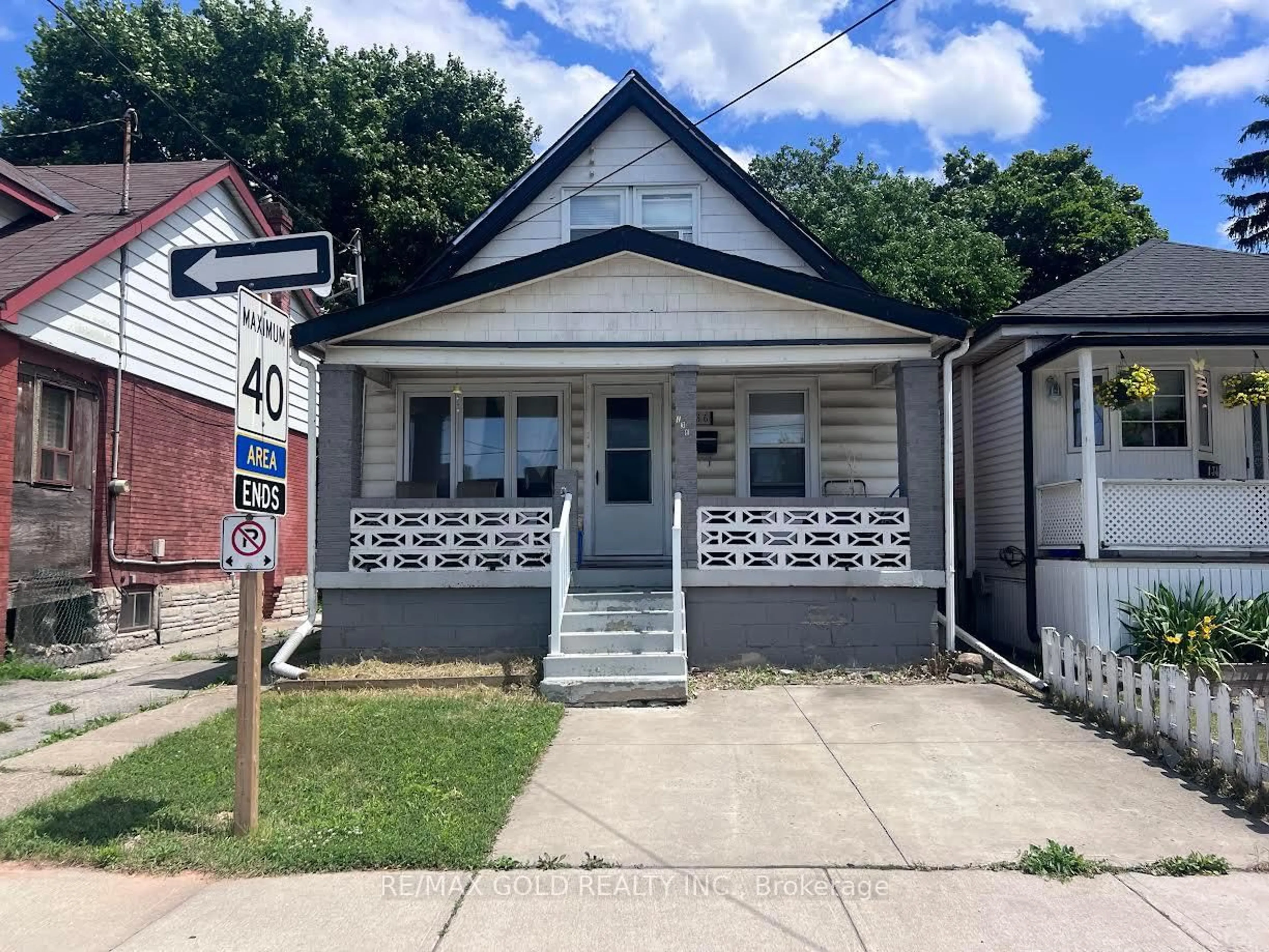 Unknown for 136 Robins Ave, Hamilton Ontario L8H 4N8