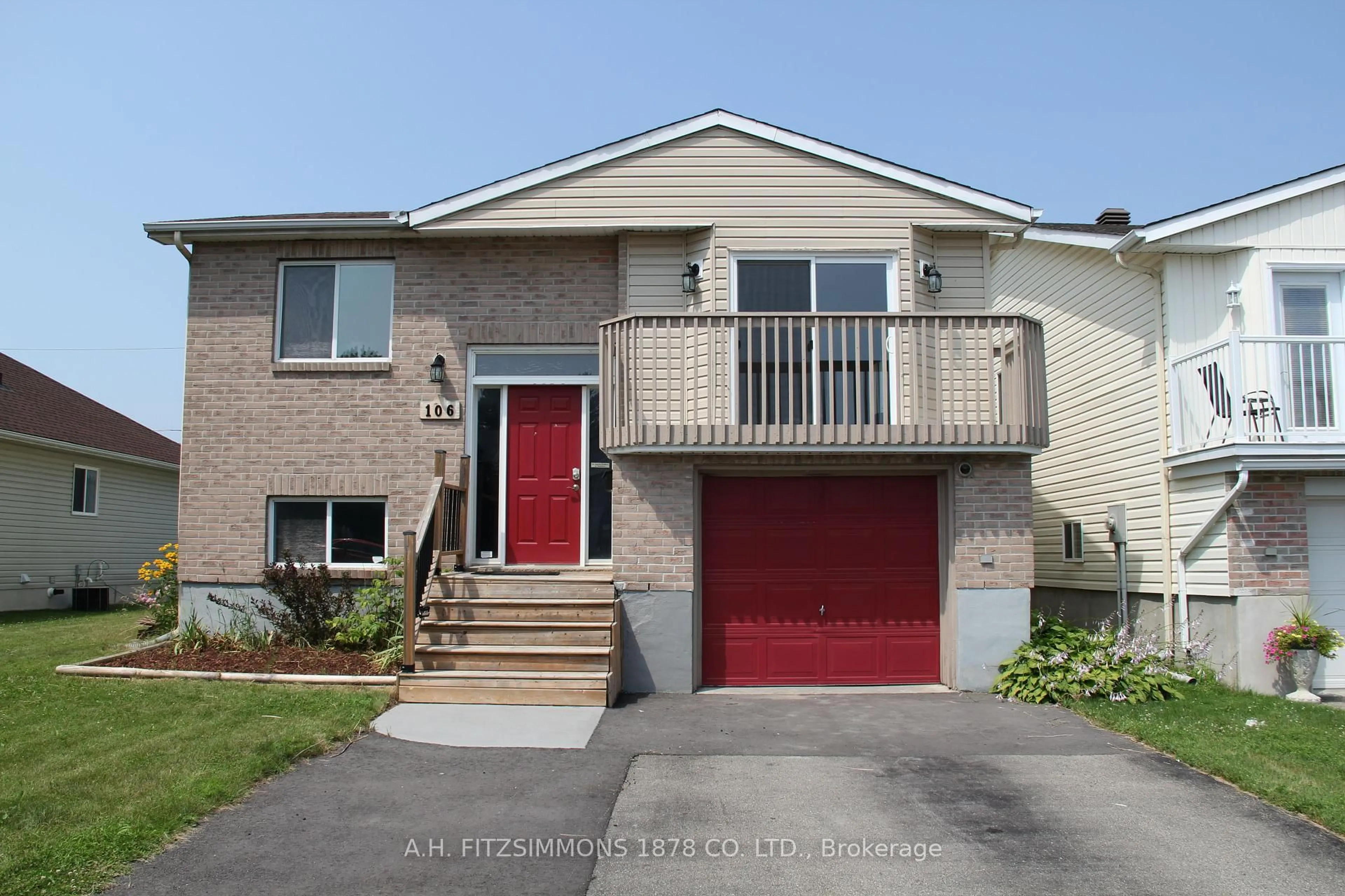 Home with brick exterior material, street for 106 Merrick St, Smiths Falls Ontario K7A 4R6