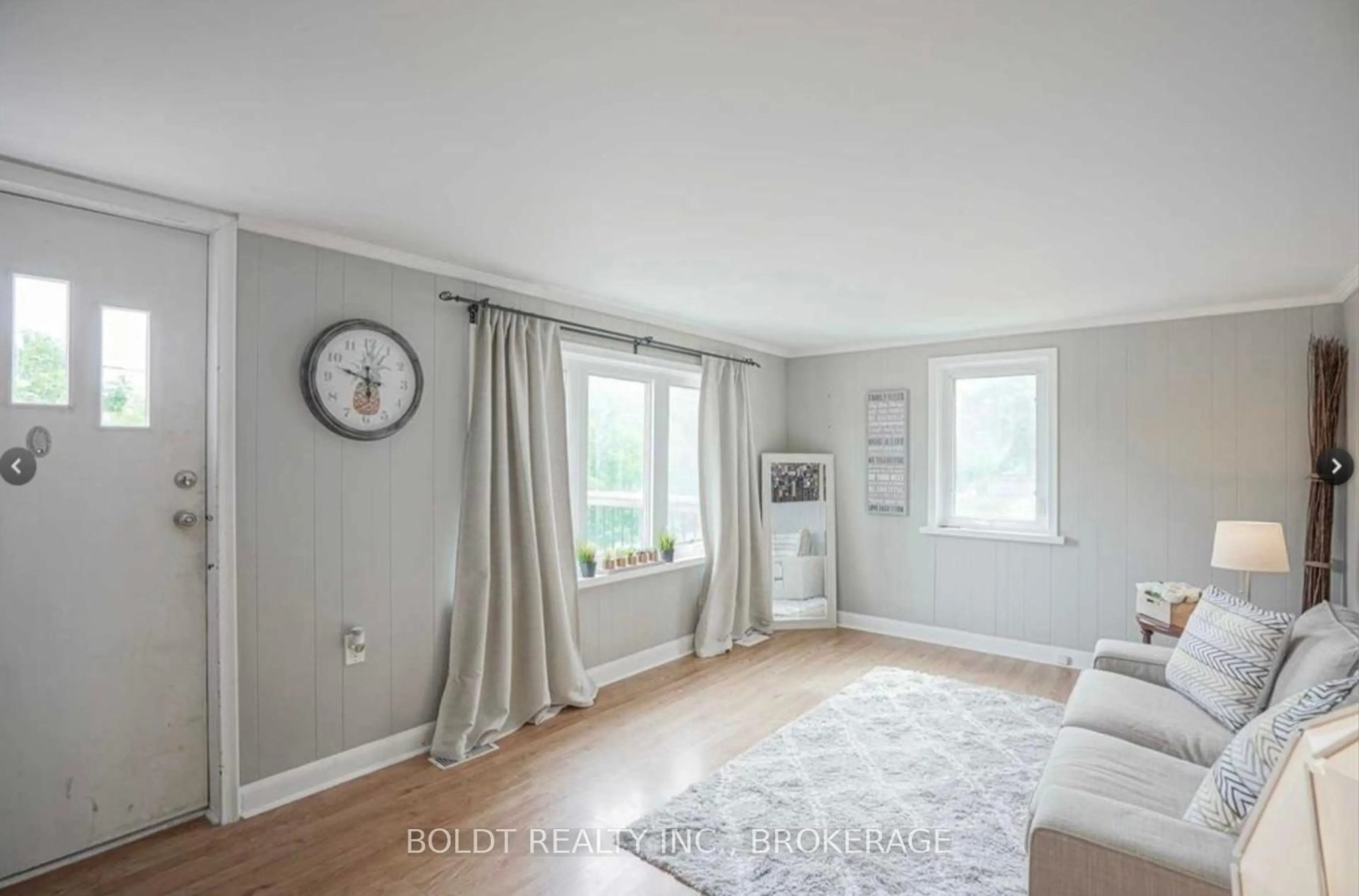 A pic of a room for 61 Bradley St, St. Catharines Ontario L3T 1R5
