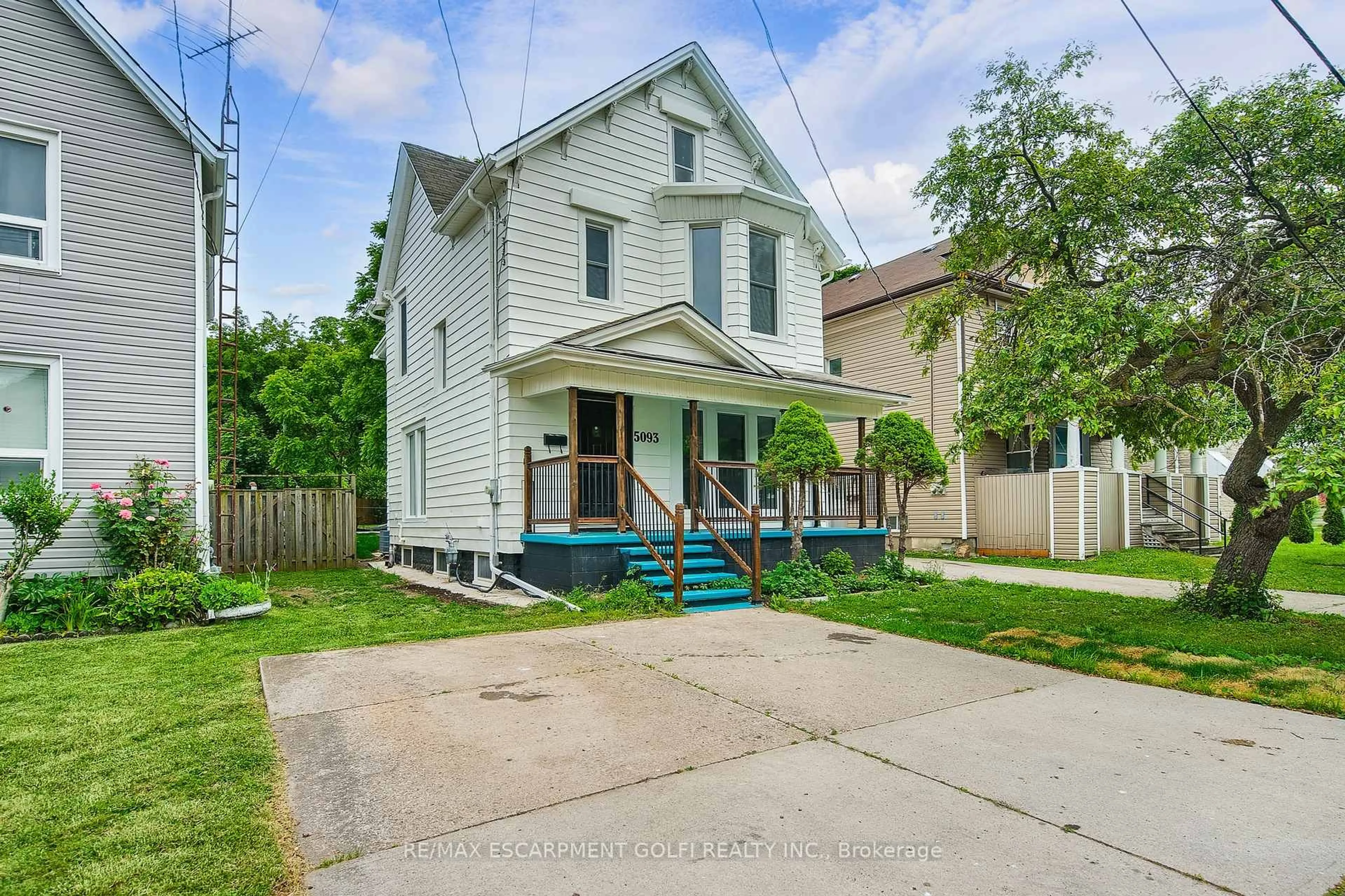 Unknown for 5093 STAMFORD St, Niagara Falls Ontario L2E 1M7