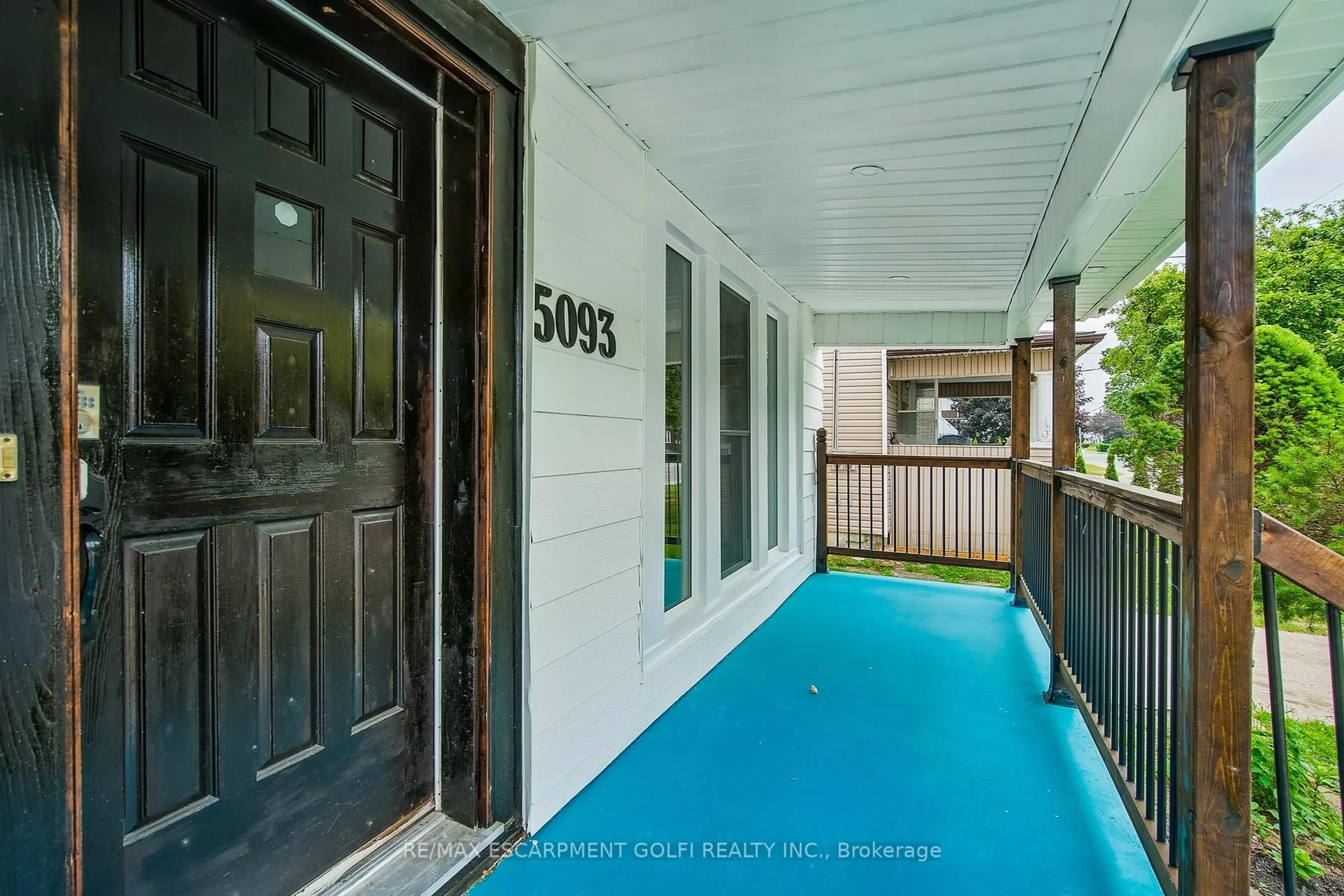 Unknown for 5093 STAMFORD St, Niagara Falls Ontario L2E 1M7