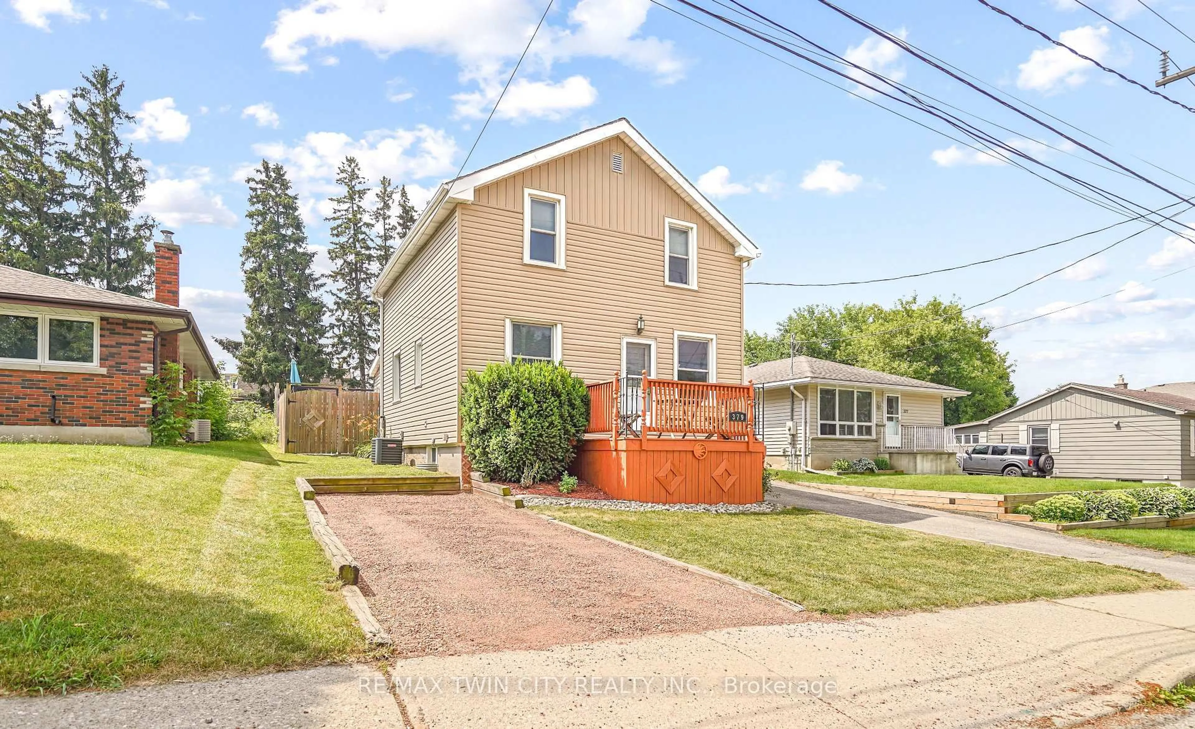 Unknown for 379 Grey St, Brantford Ontario N3S 4X5