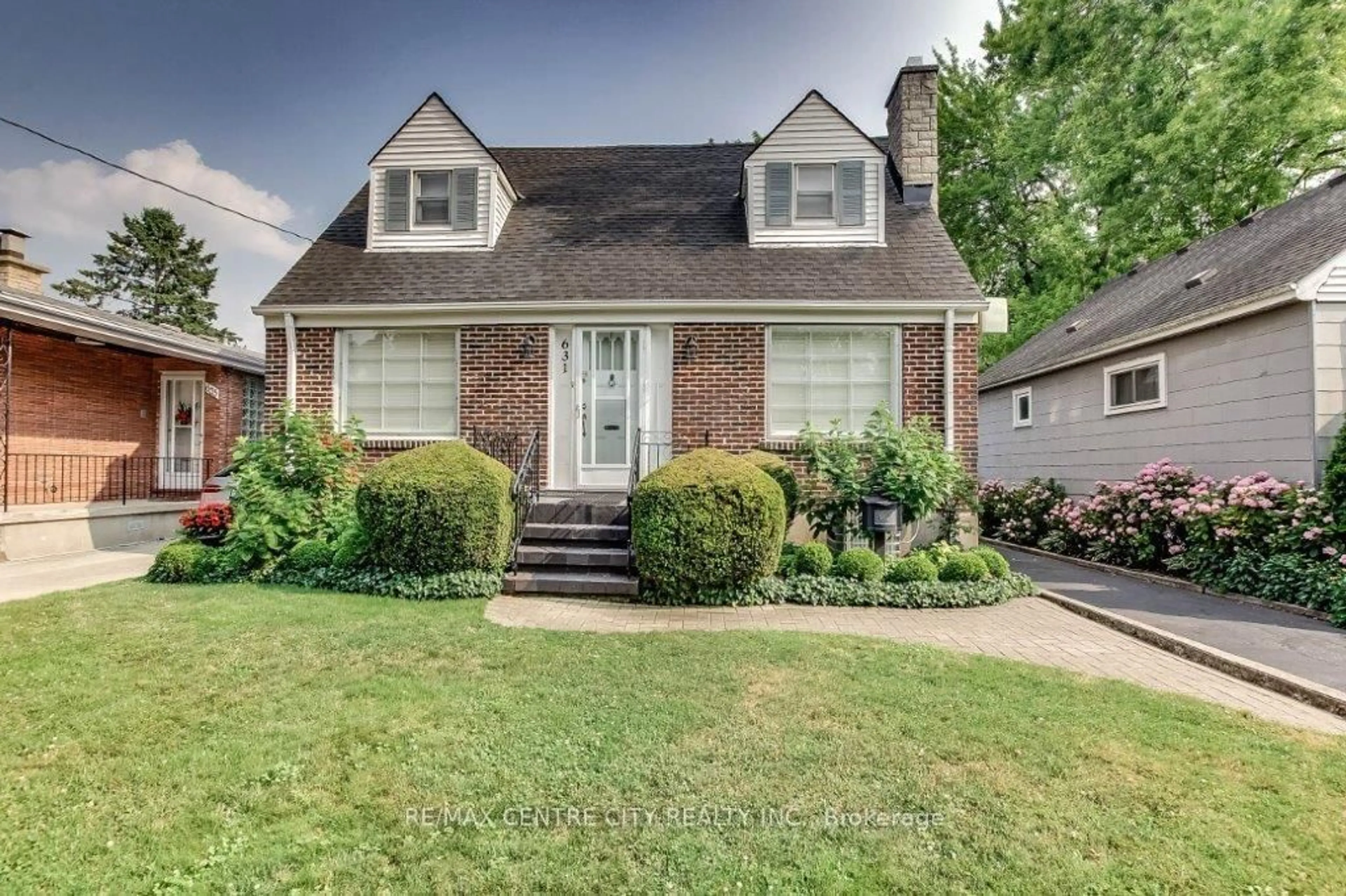 Home with brick exterior material, street for 631 St. James St, London East Ontario N5Y 3P9
