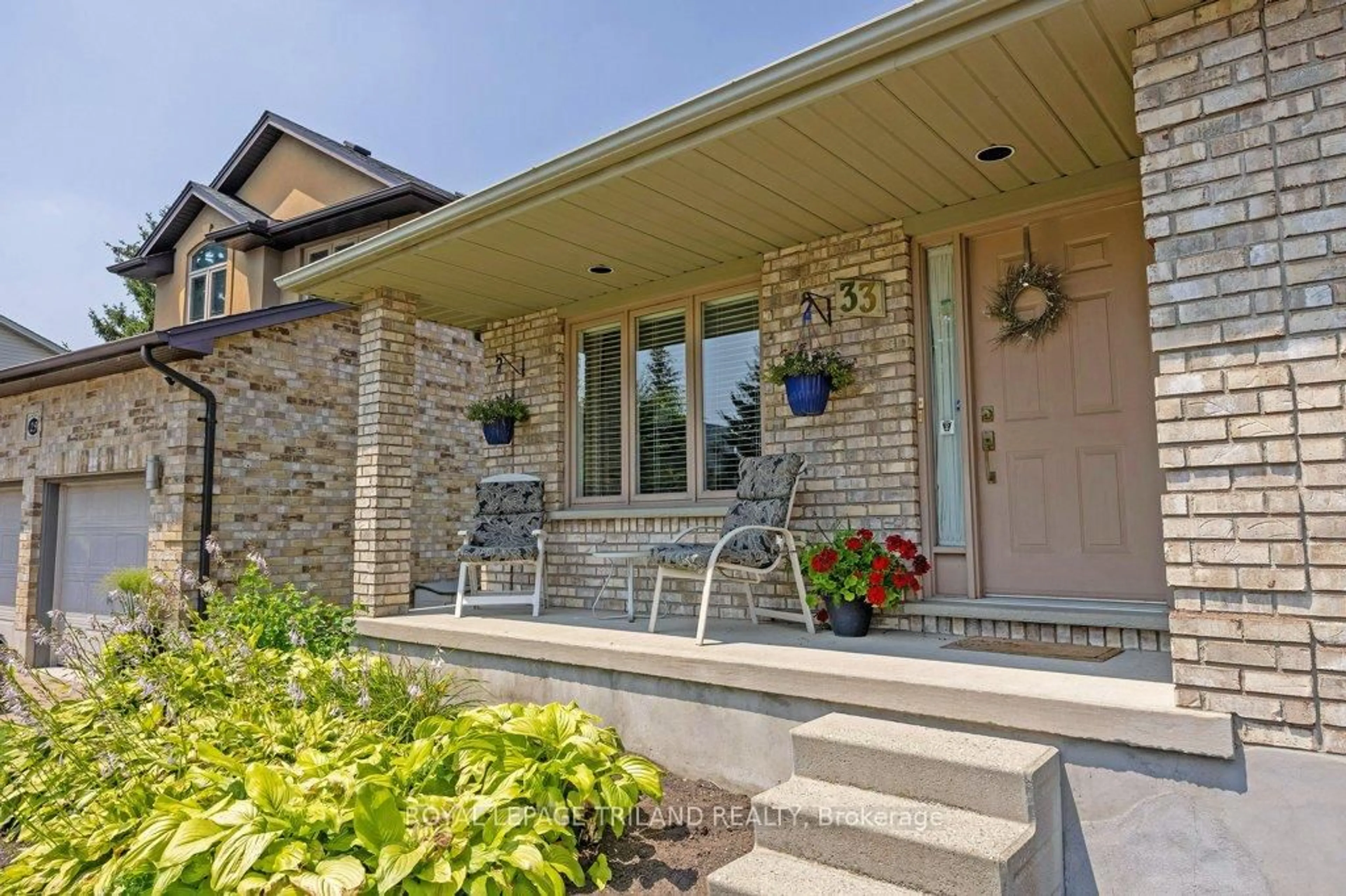Home with brick exterior material, street for 33 STONEYCREEK Cres, London North Ontario N5X 3X4