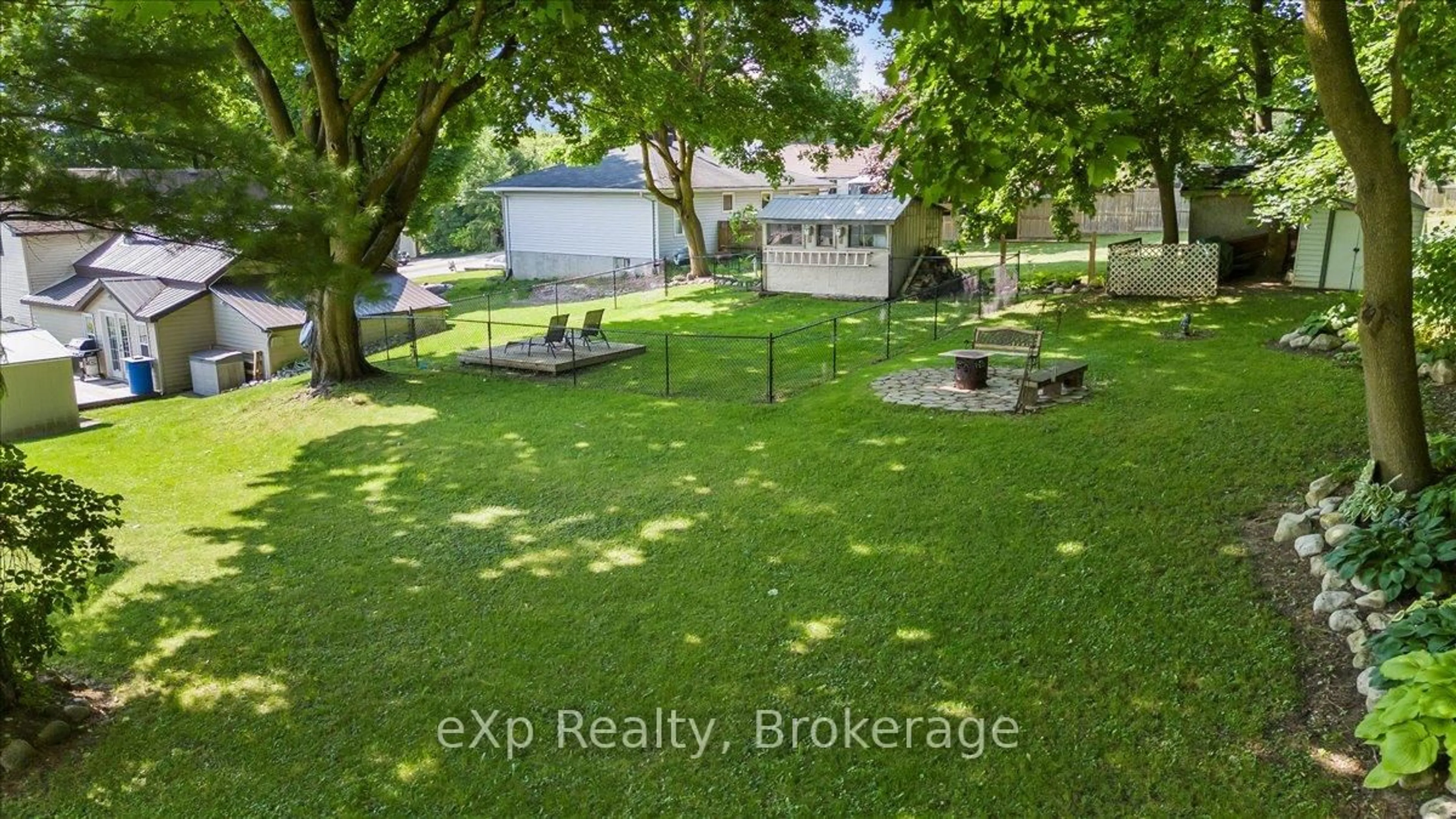 A pic from outside/outdoor area/front of a property/back of a property/a pic from drone, street for 251 Queen St, West Grey Ontario N0G 1R0