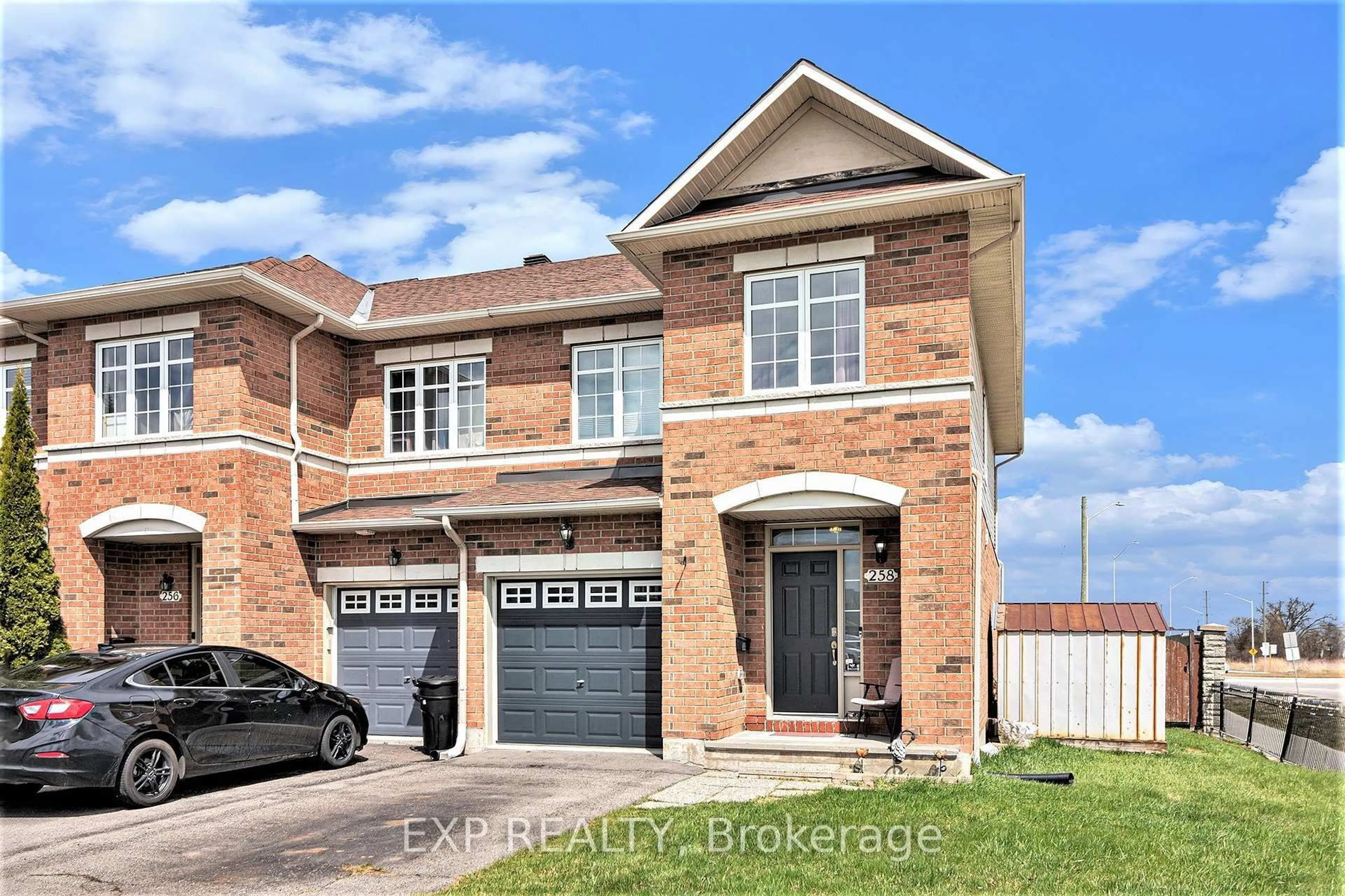 Home with brick exterior material, street for 258 Trail Side Circ, Smiths Falls Ontario K4A 5B5