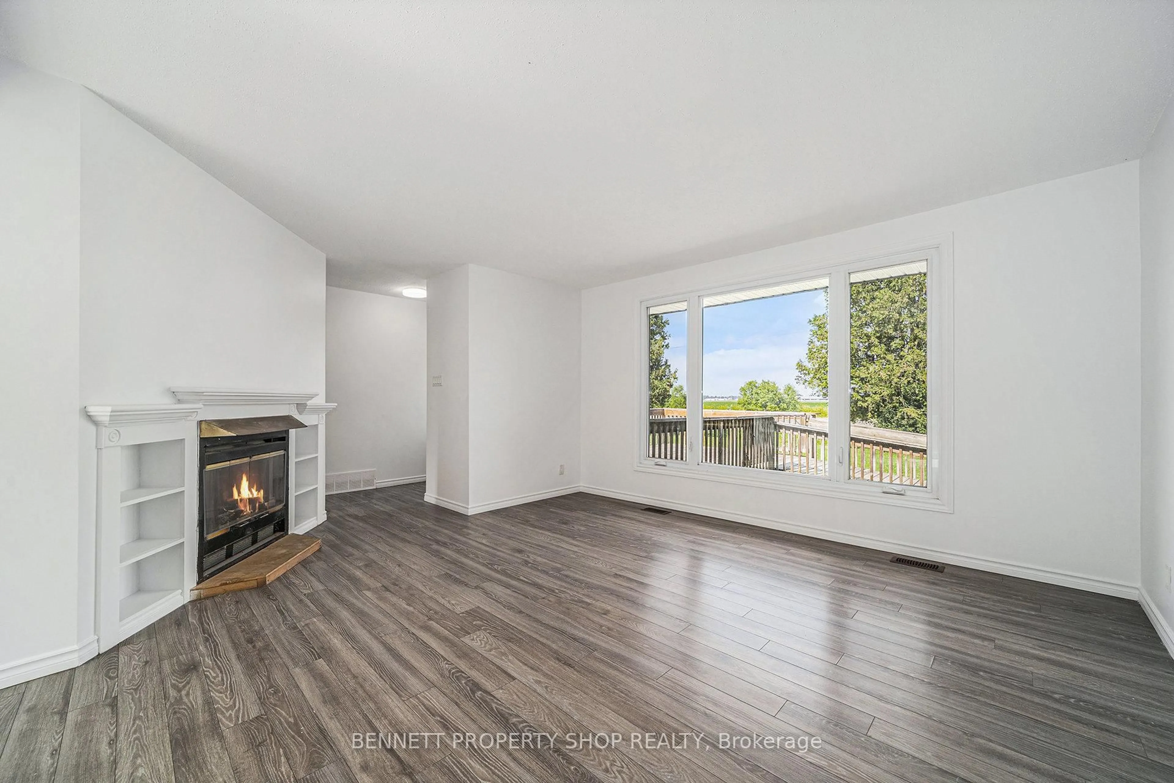 A pic of a room for 3316 Gregoire Rd, Russell Ontario K4R 1E5