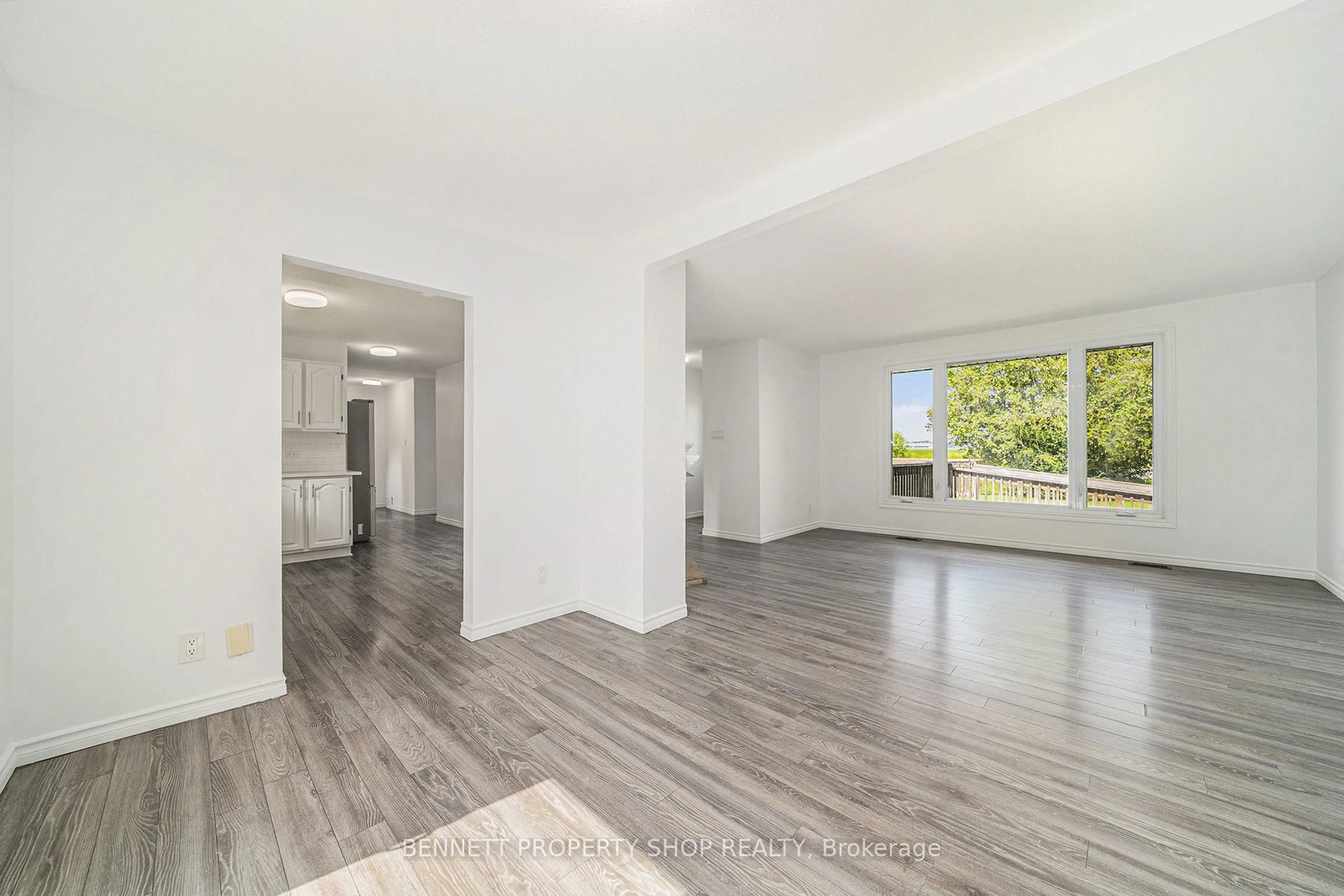 A pic of a room for 3316 Gregoire Rd, Russell Ontario K4R 1E5