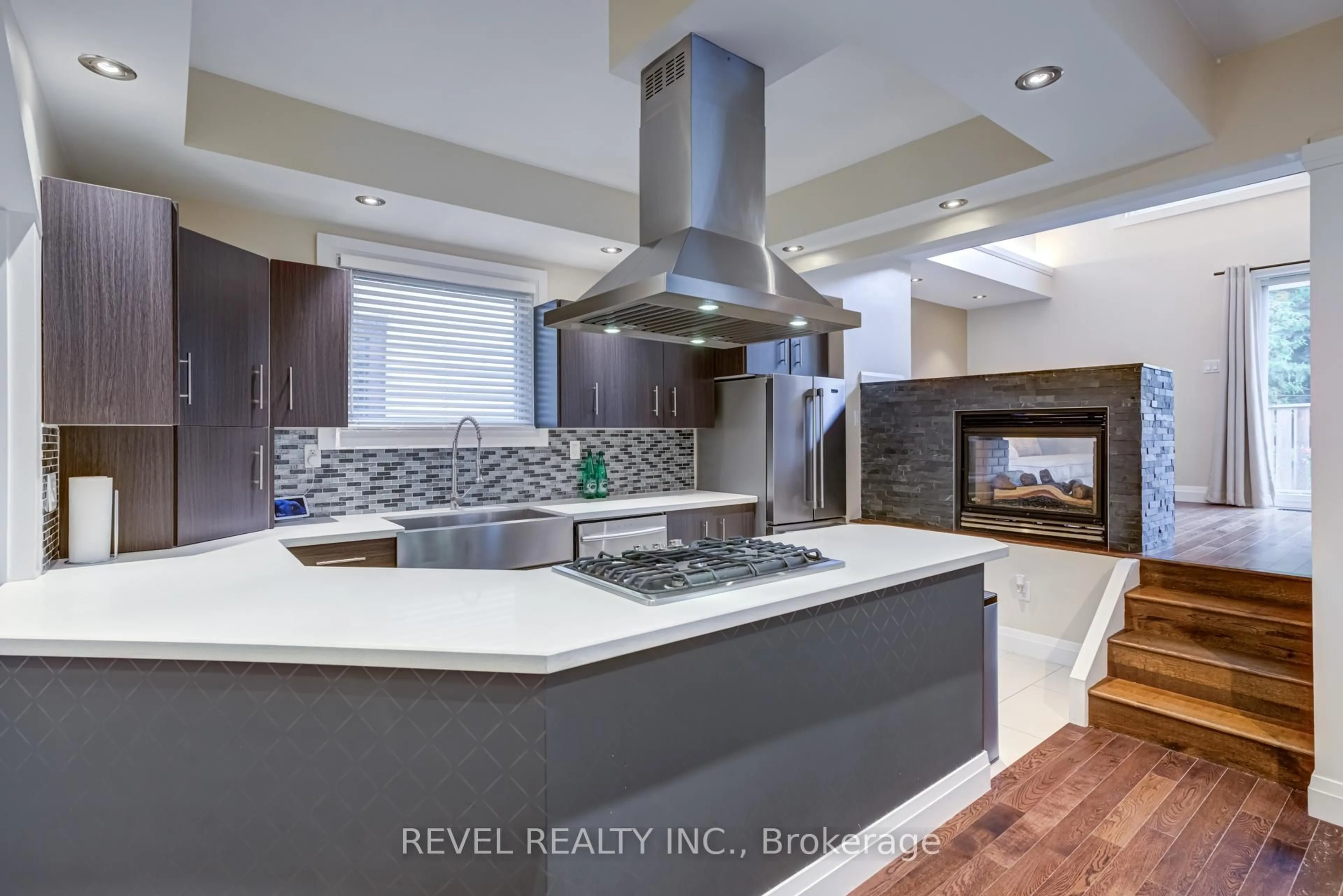 Contemporary kitchen, ceramic/tile floor for 140 Sanford Ave, Hamilton Ontario L8L 5Z5