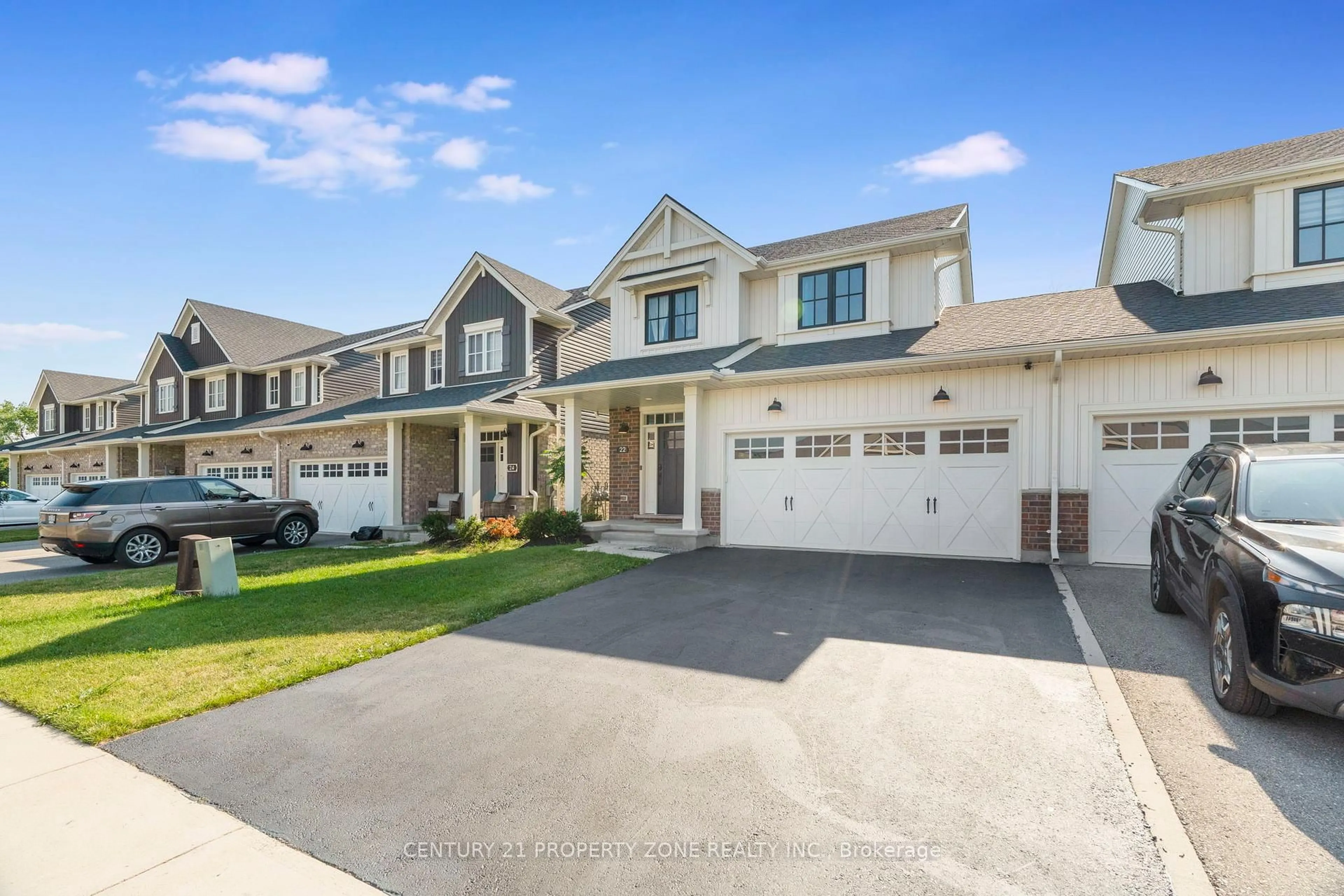 Home with vinyl exterior material, street for 22 Livingston Dr, Tillsonburg Ontario N4G 0J3