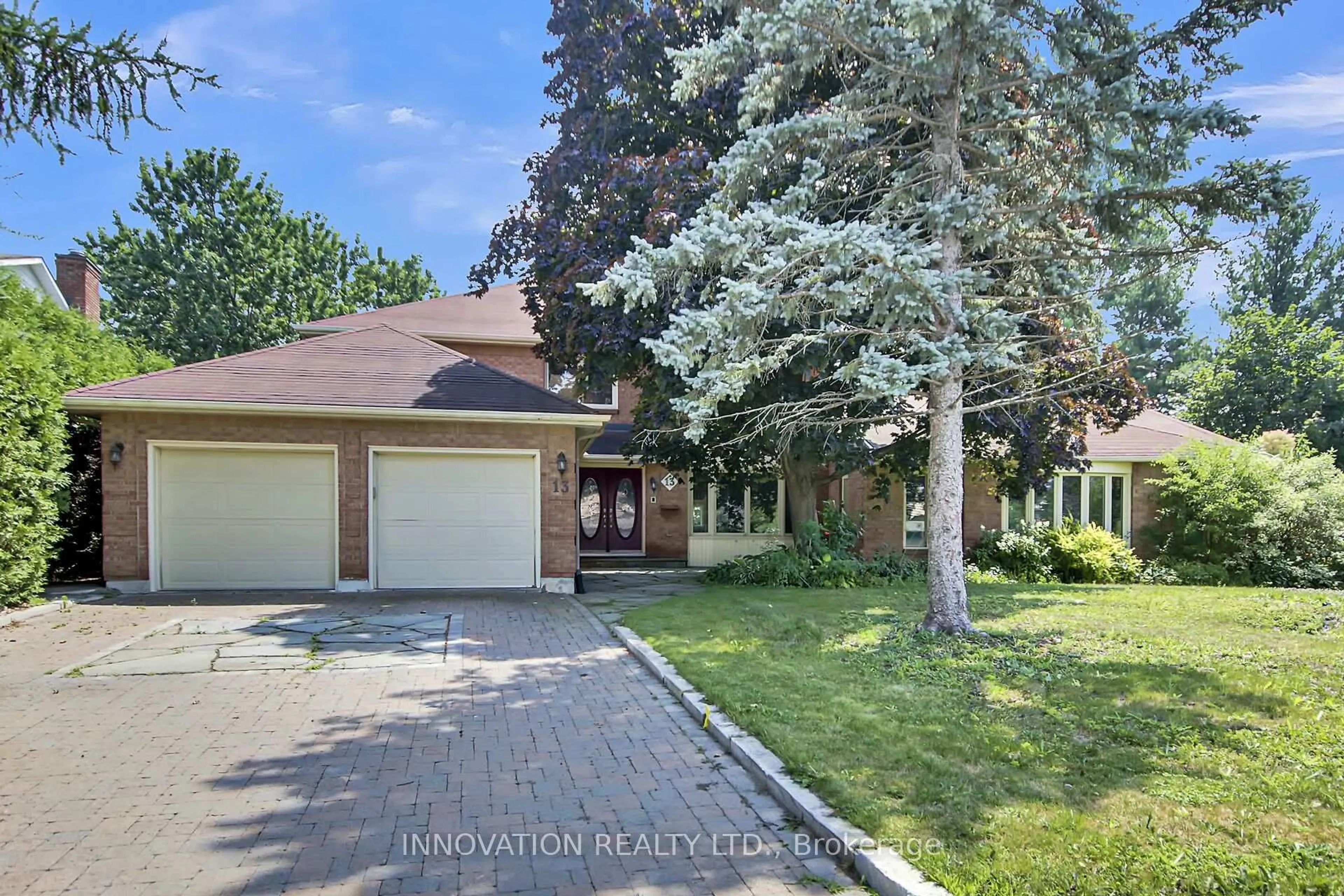 A pic from outside/outdoor area/front of a property/back of a property/a pic from drone, street for 13 Ratan Crt, Ottawa Ontario K1V 0B2