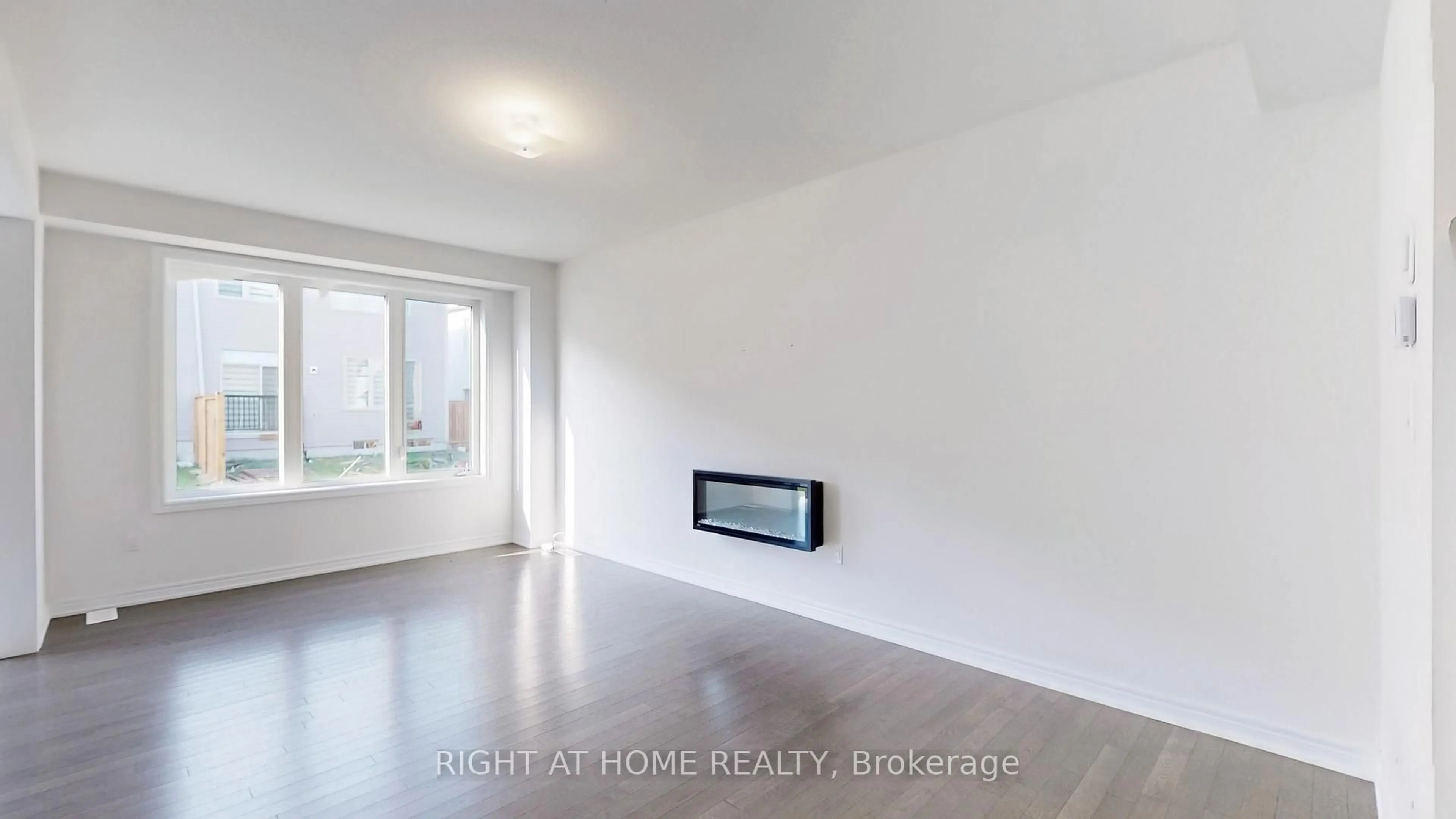 A pic of a room for 719 Potawatomi Cres, Shelburne Ontario L9V 3Y4