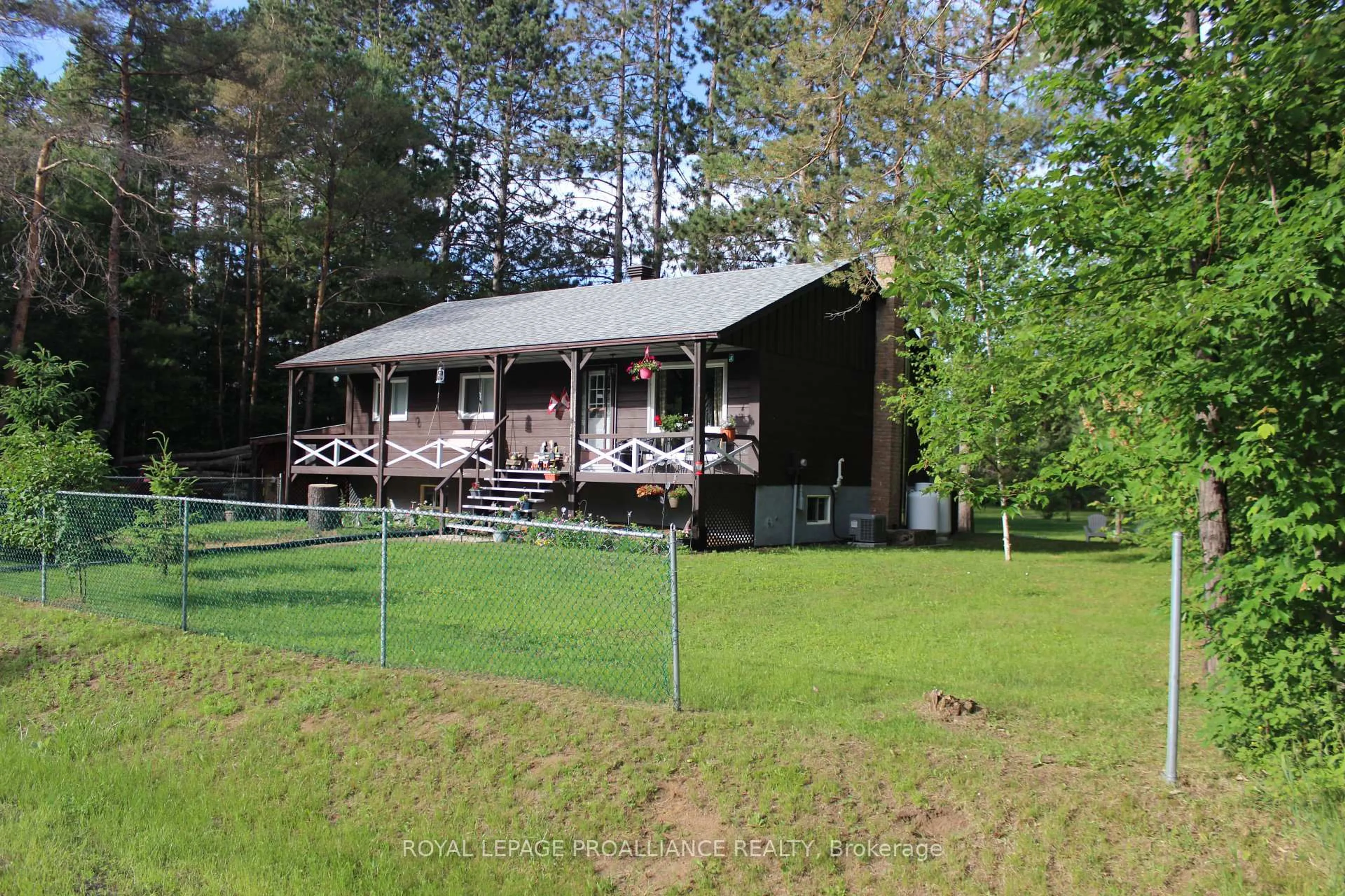 Patio, unknown for 43 Airport Rd, Addington Highlands Ontario K0H 2G0