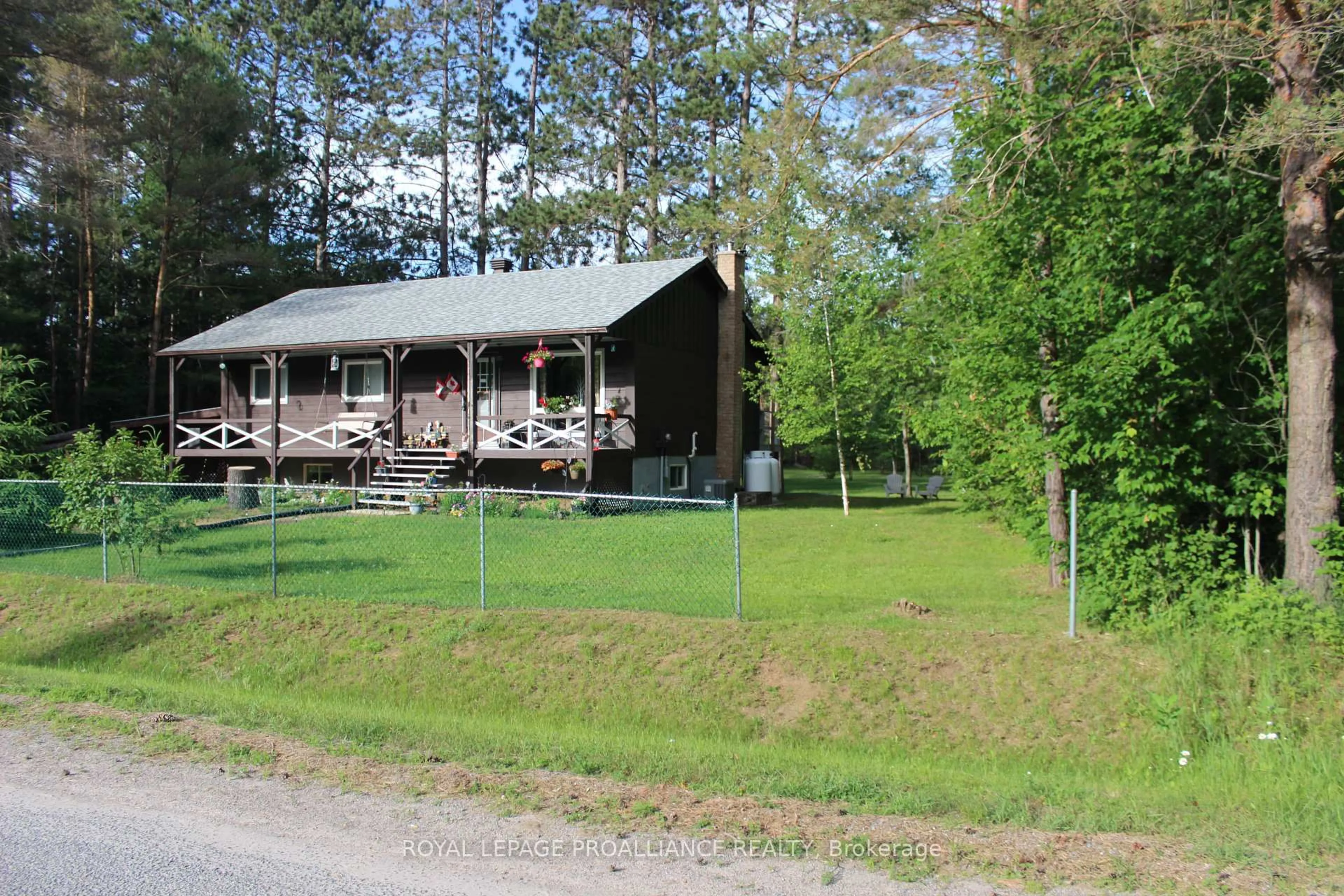 Unknown for 43 Airport Rd, Addington Highlands Ontario K0H 2G0