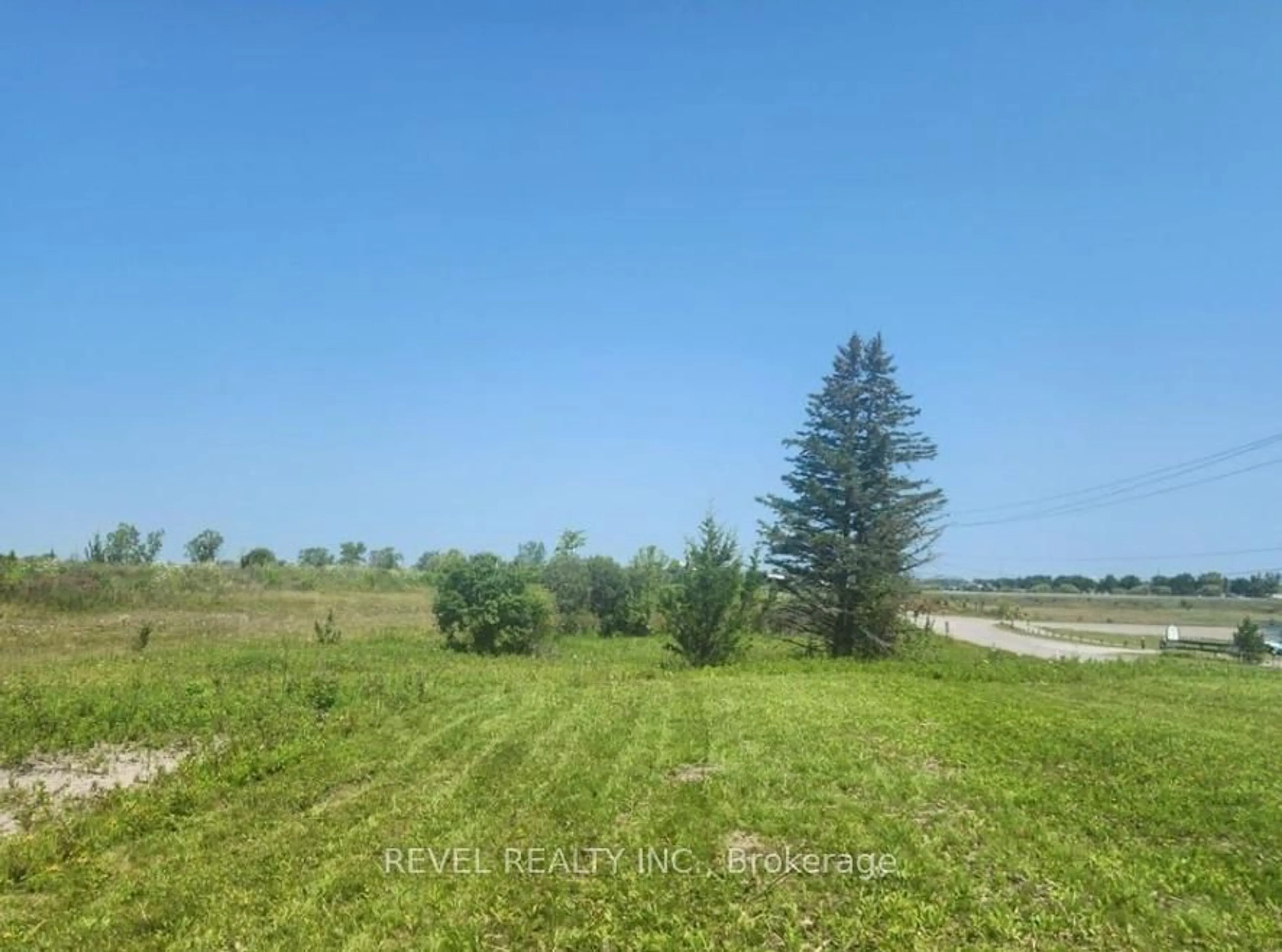 A pic from outside/outdoor area/front of a property/back of a property/a pic from drone, water/lake/river/ocean view for 260 Colborne St, Welland Ontario L3B 3P1