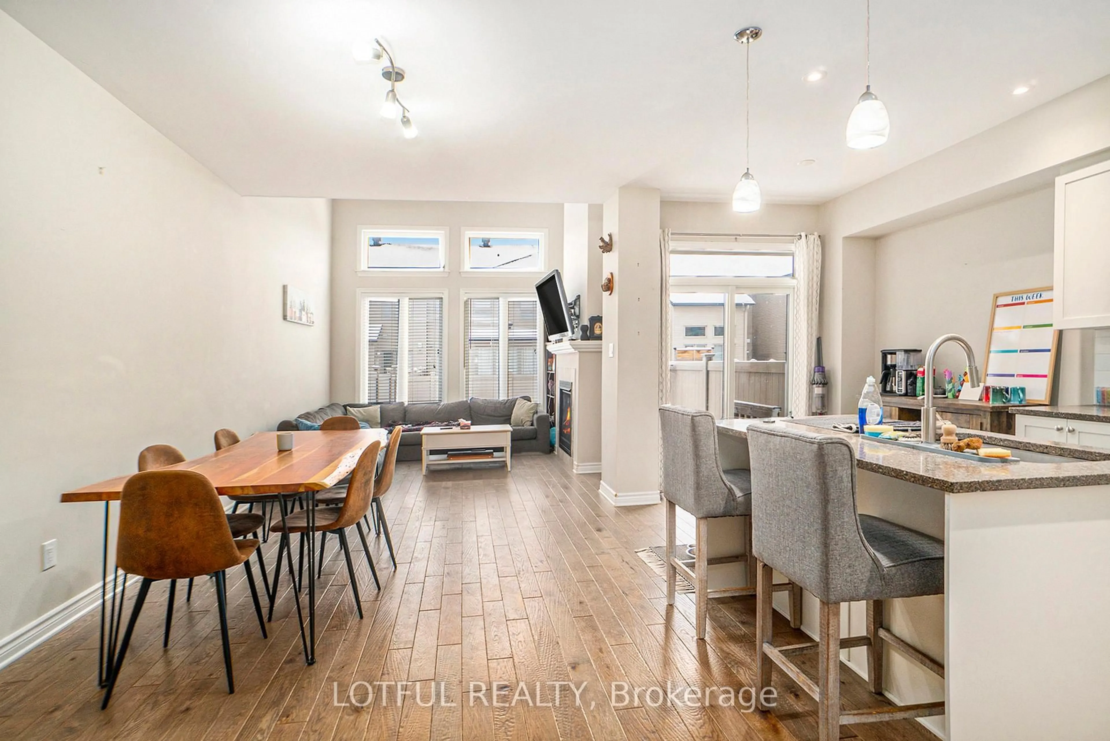 Open concept kitchen, unknown for 336 Rainrock Cres, Ottawa Ontario K1W 0J6