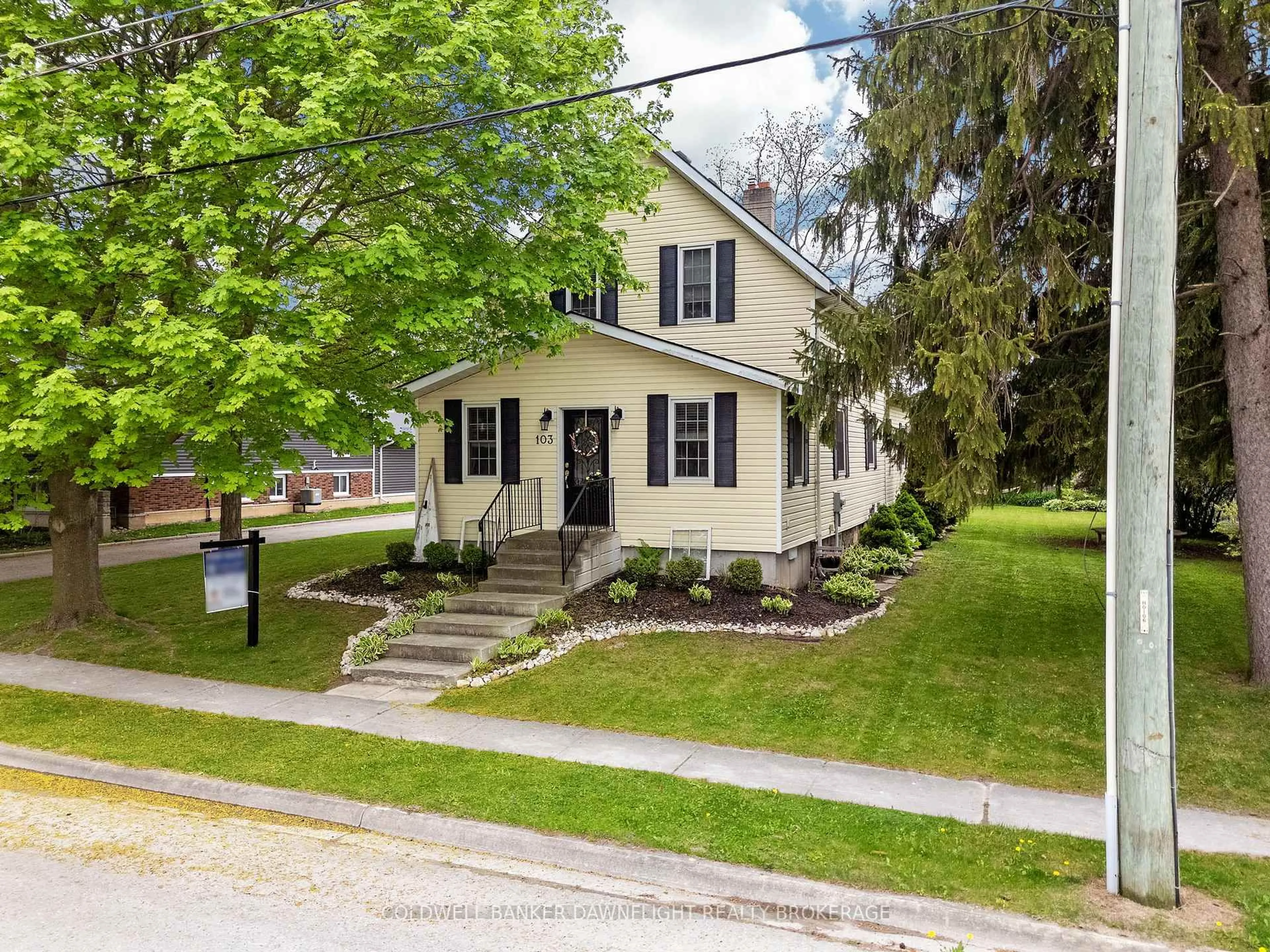 Home with vinyl exterior material, street for 103 Richmond St, Bluewater Ontario N0M 1X0