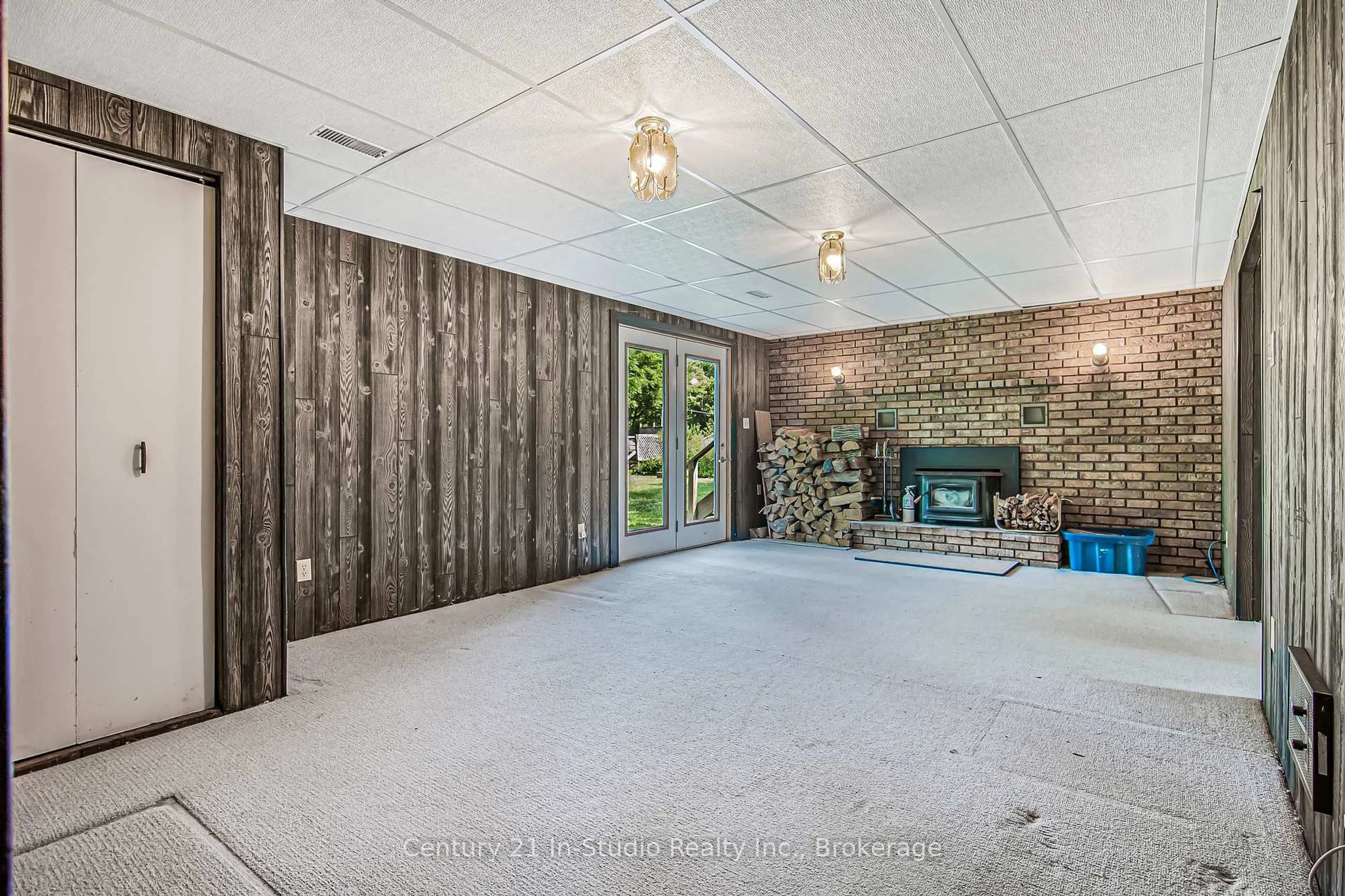 Unknown for 3 Gladstone St, Huron-Kinloss Ontario N0G 2R0