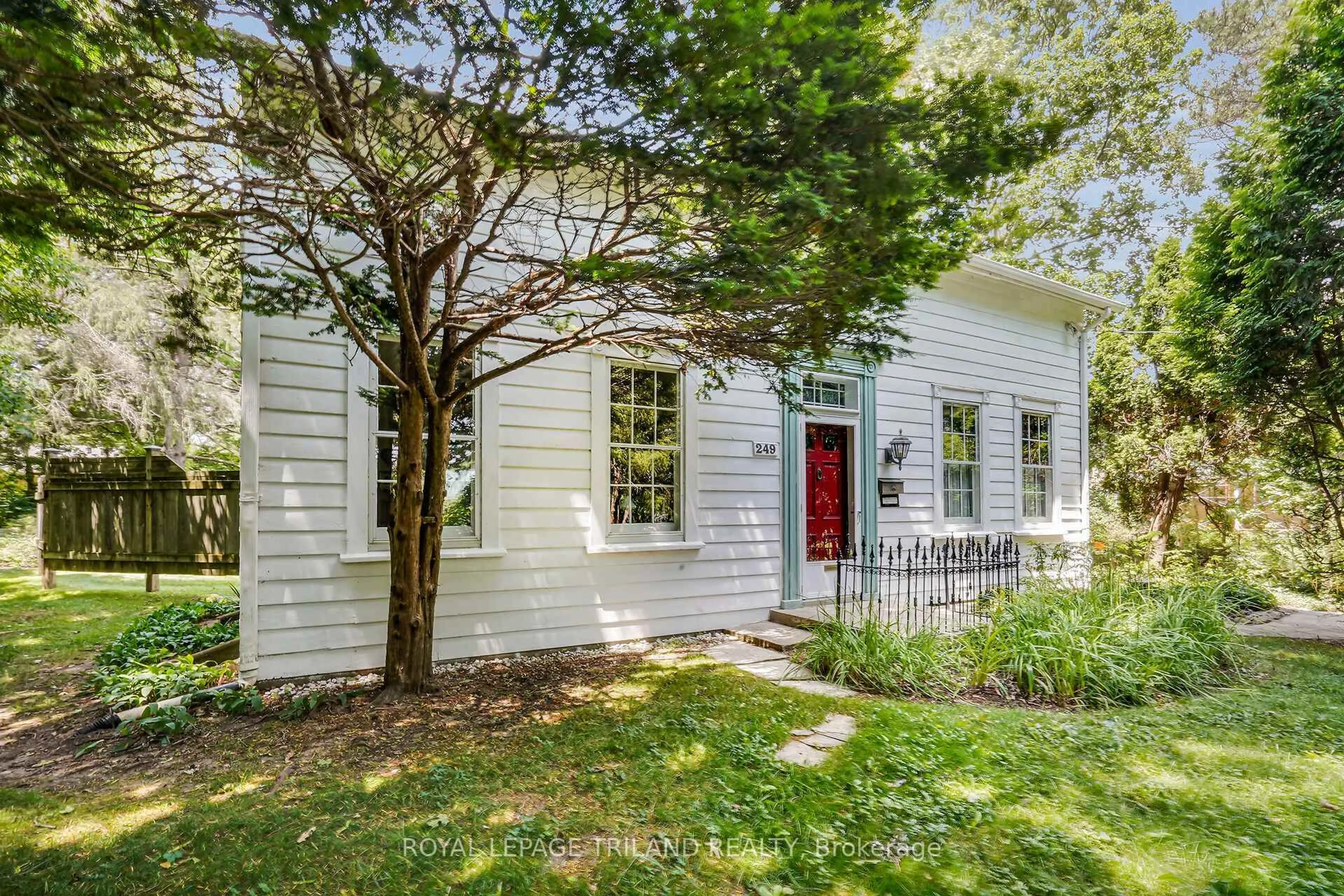 Unknown for 249 Halls Mill Rd, London South Ontario N6K 2L3