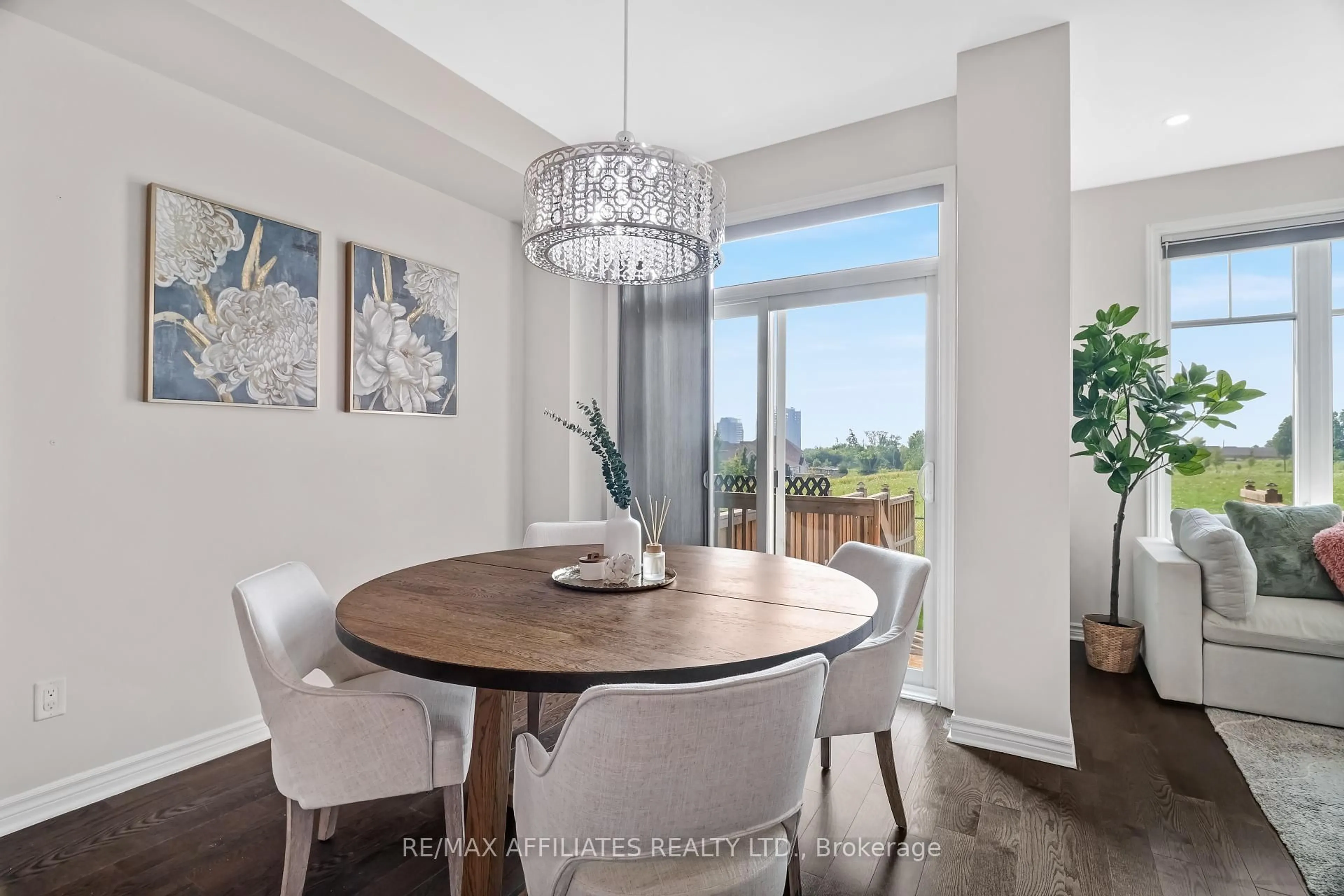 Dining room, unknown for 357 Mishawashkode St, Orleans Ontario K4A 1E9