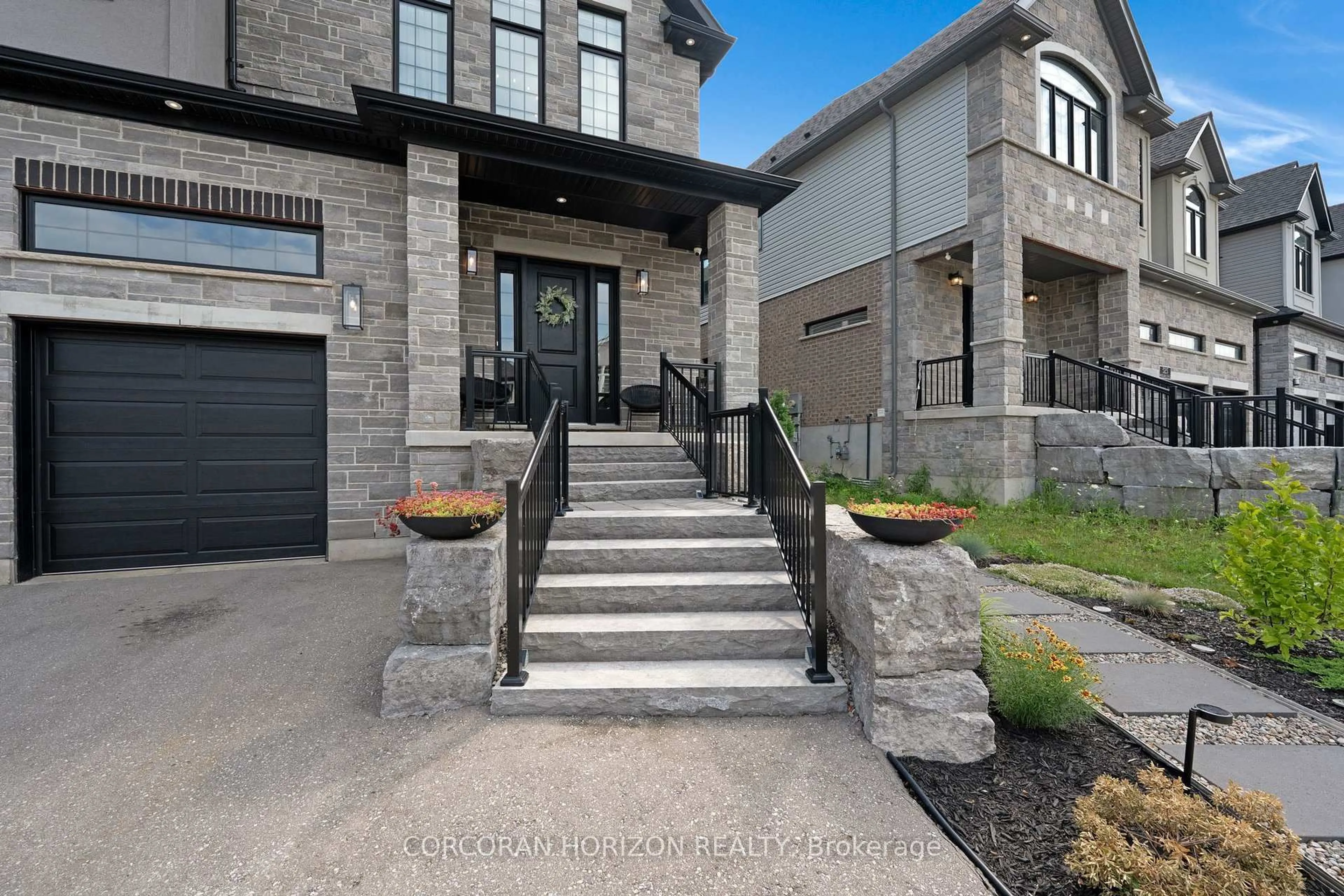 Unknown for 521 Bridgemill Cres, Kitchener Ontario N2A 0C7