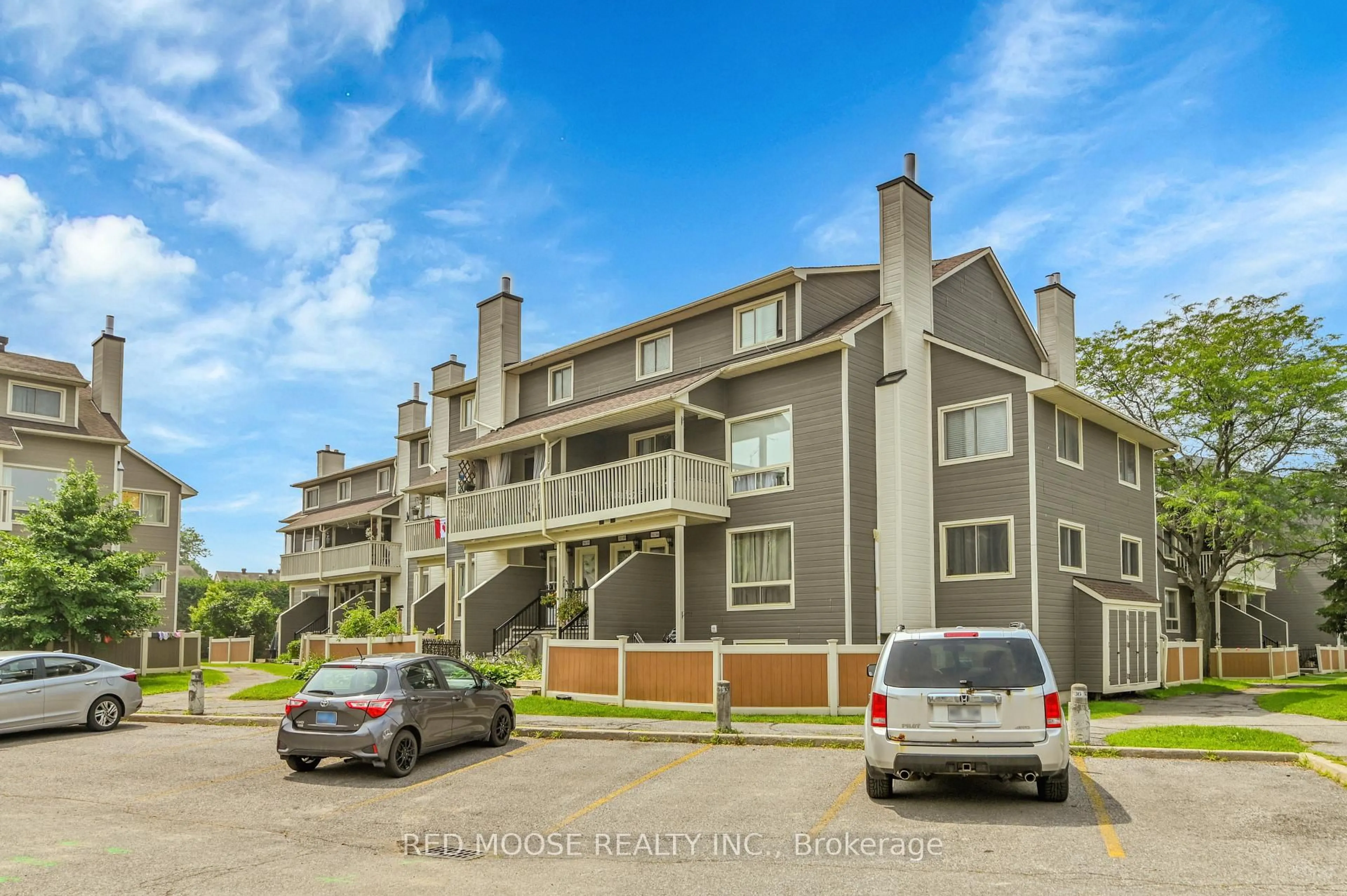 A pic from outside/outdoor area/front of a property/back of a property/a pic from drone, unknown for 782 St. Andre Dr #36A, Ottawa Ontario K1C 4R7