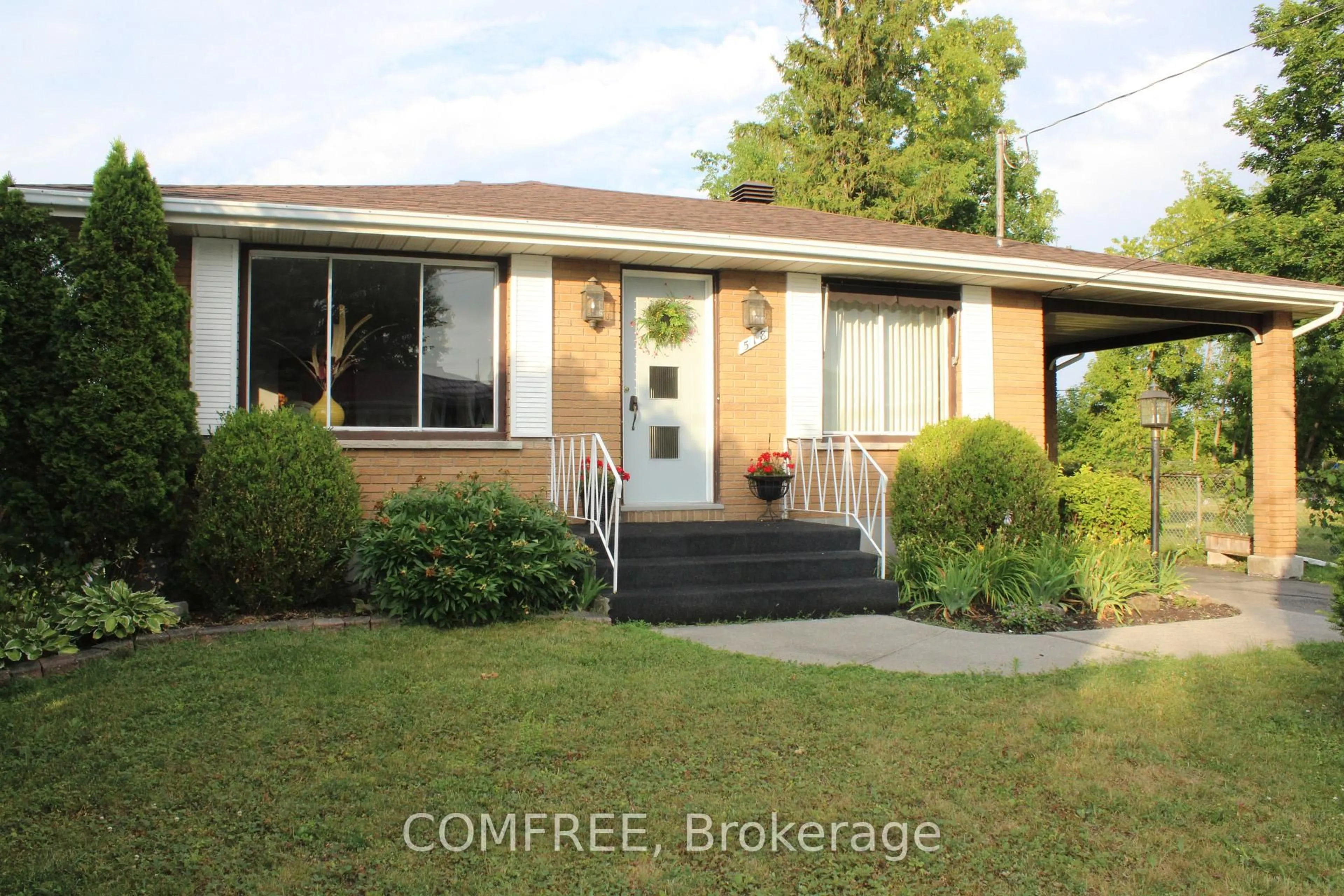 Home with brick exterior material, street for 518 Blossom Park Dr, Cornwall Ontario K6H 5N2