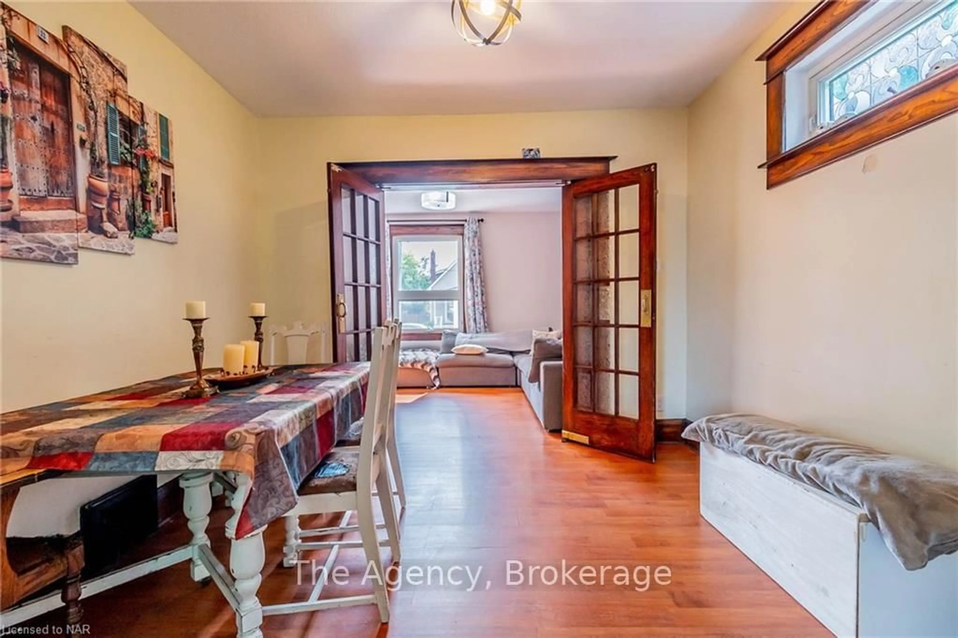 Dining room, unknown for 17 Wilton Ave, Welland Ontario L3C 1Z8