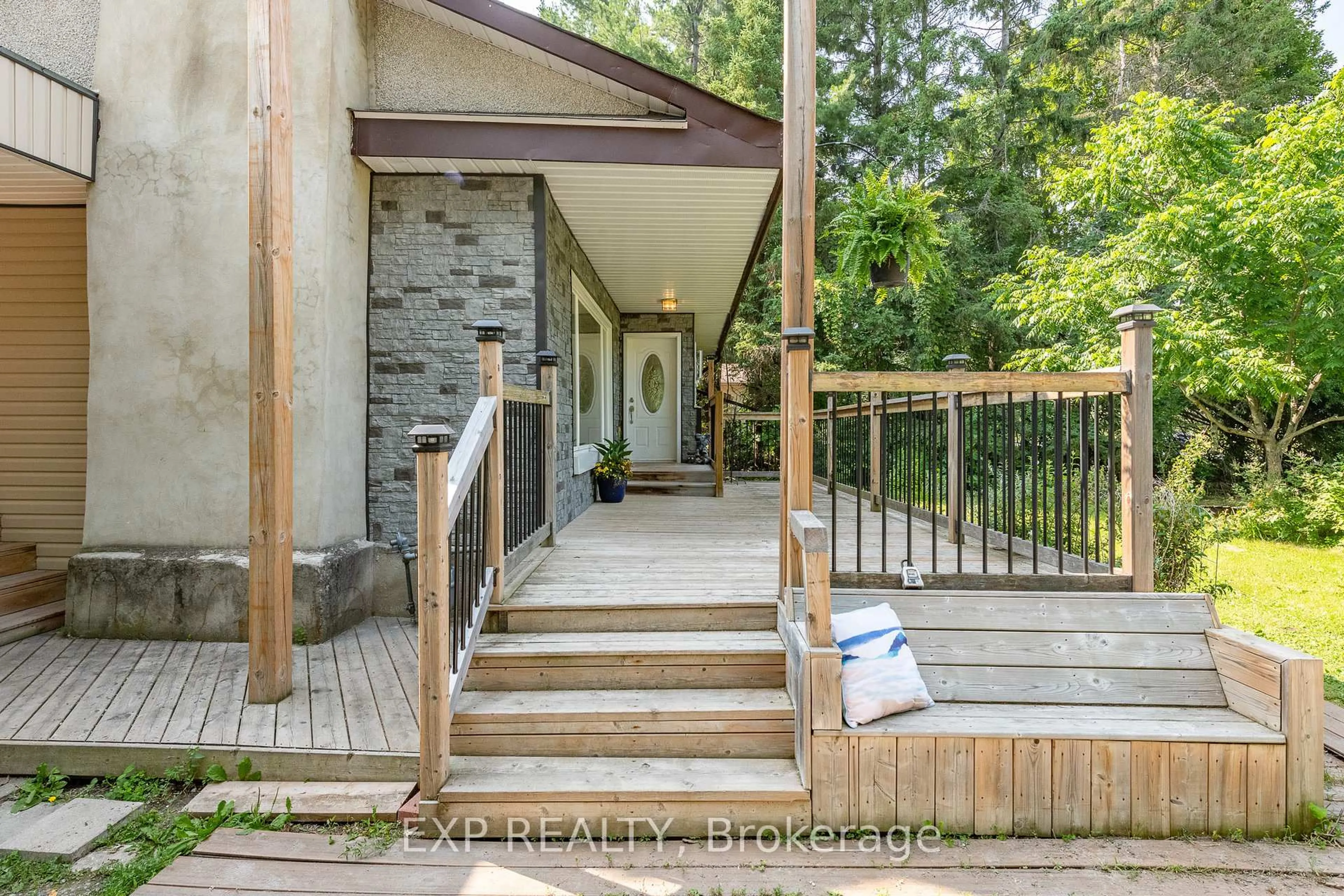 Unknown for 1807 Old Second Line Rd, Ottawa Ontario K2K 1X7