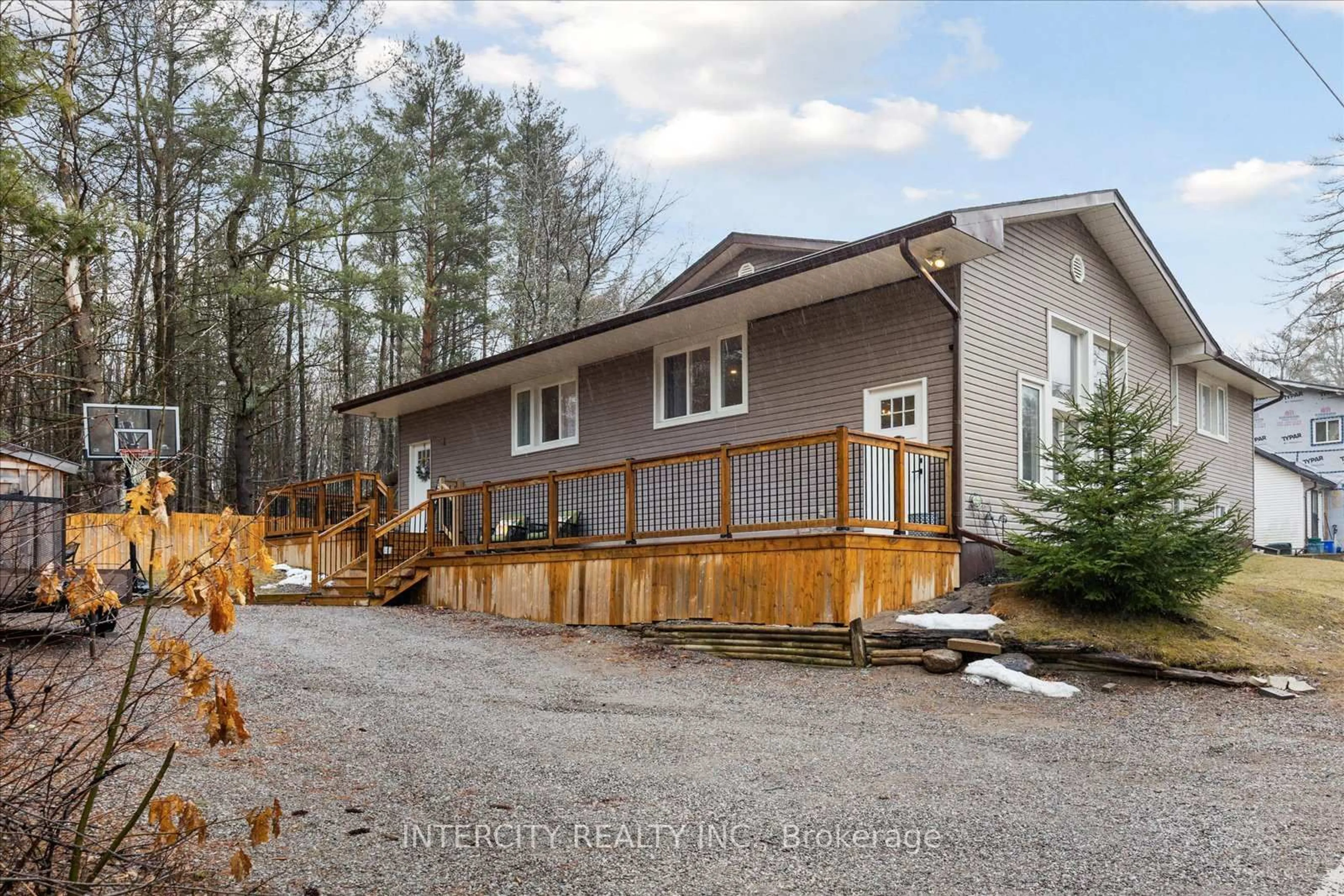Unknown for 7055 Hunter St, Hamilton Township Ontario K0L 1E0