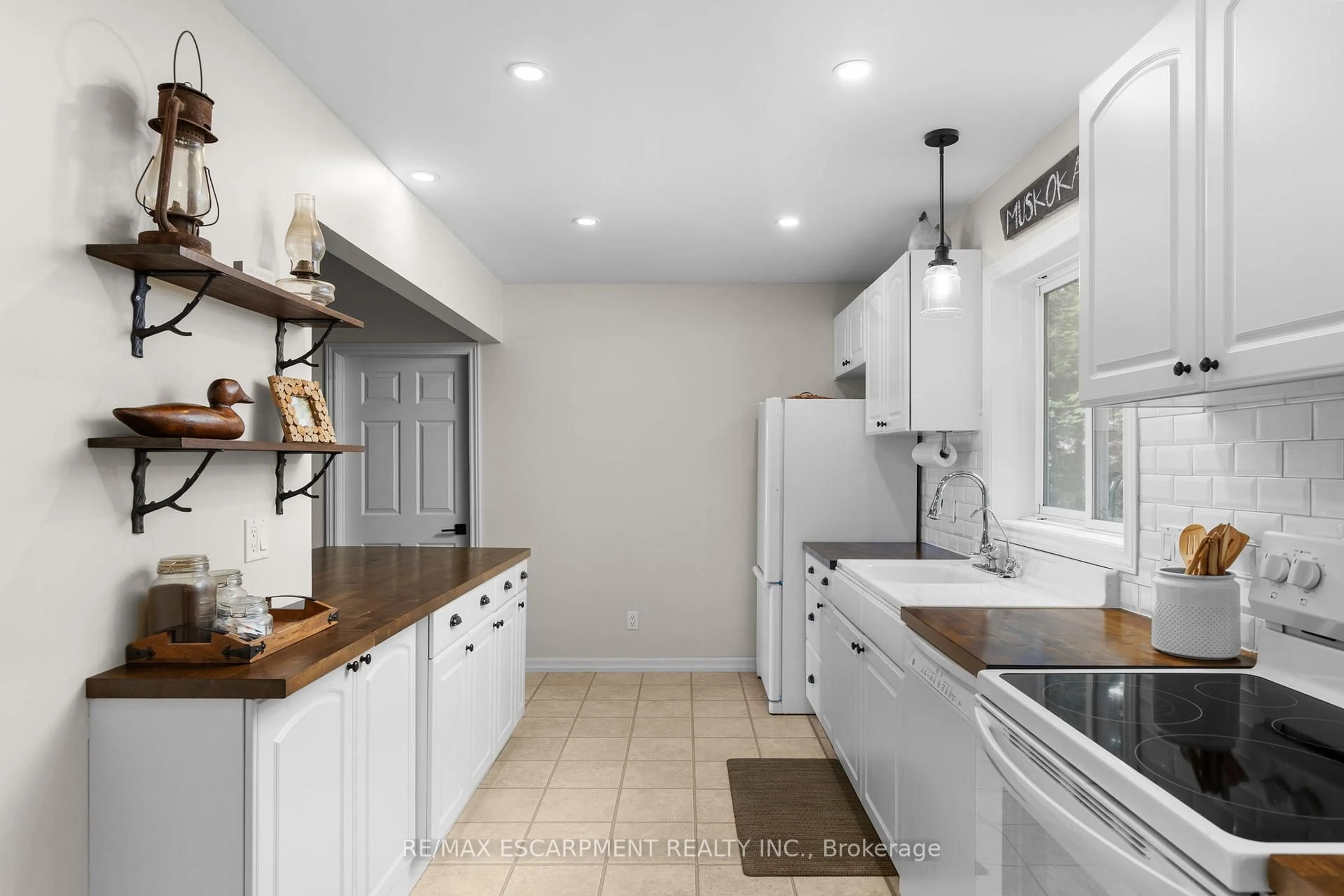Unknown for 1166 NORTH SHORE Dr #3, Gravenhurst Ontario P1P 1R3