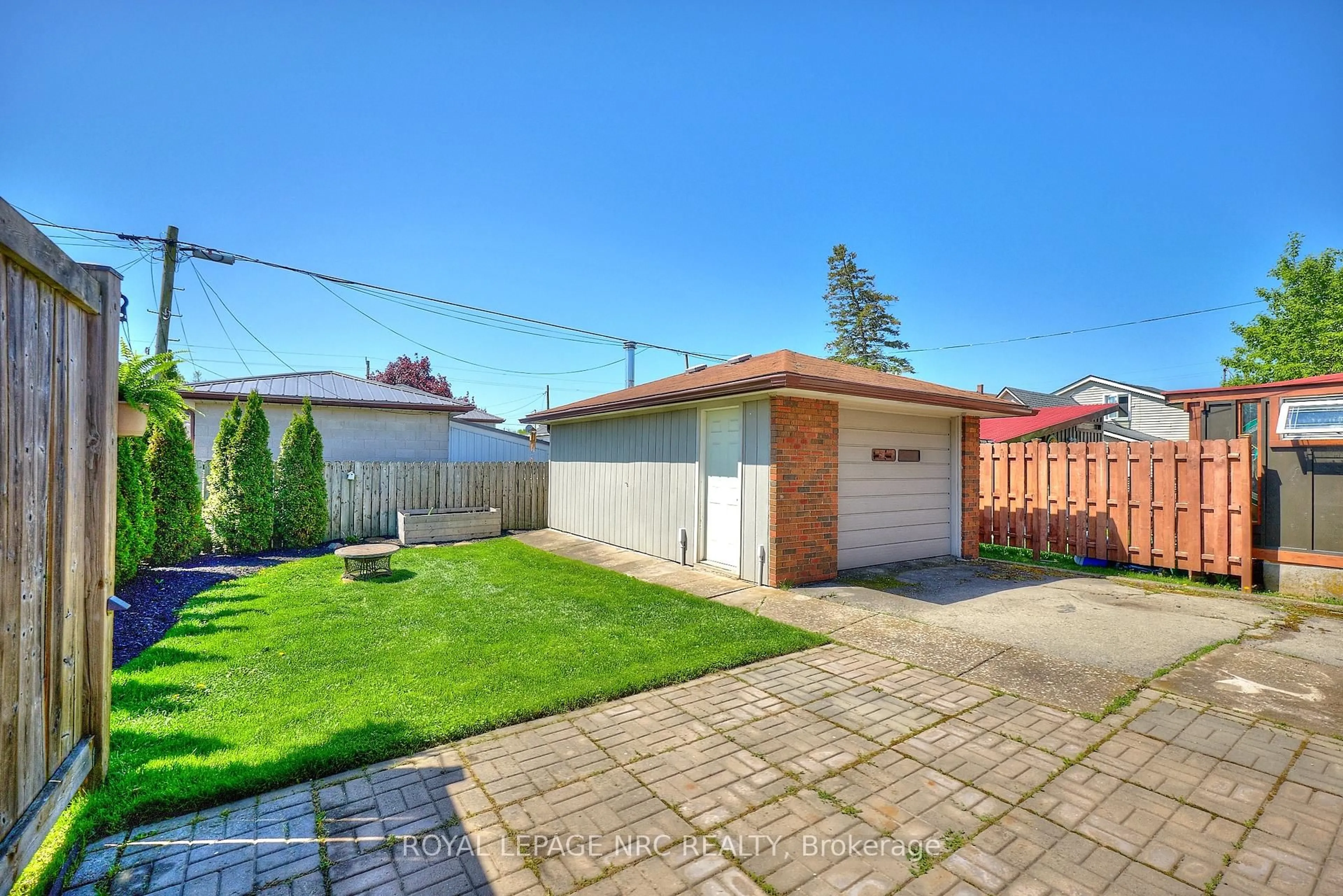 Unknown for 79 Cross St, Port Colborne Ontario L3K 1L1