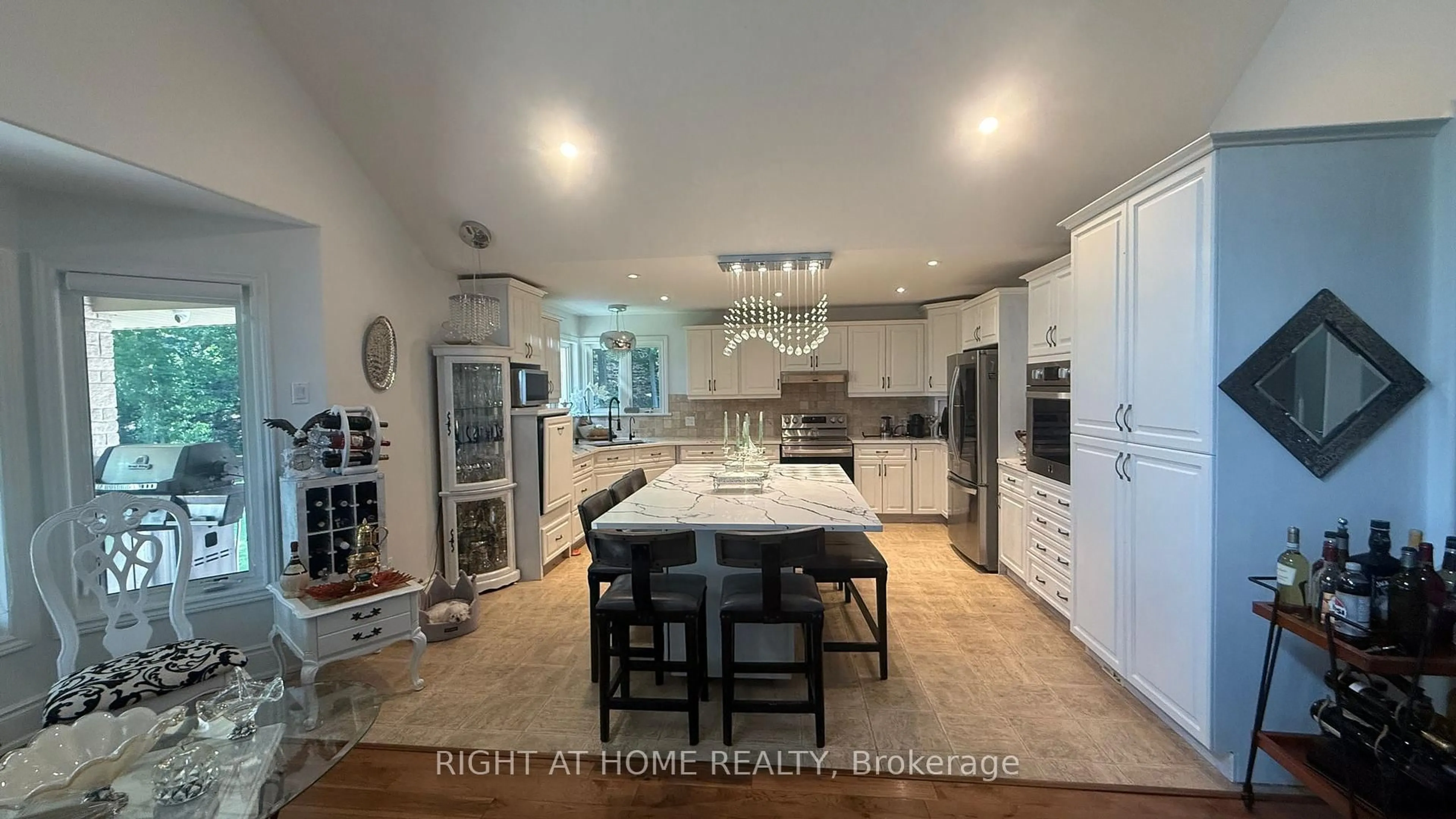 Open concept kitchen, ceramic/tile floor for 1453 MILLENIUM Crt, Kingston Ontario K7L 5H6
