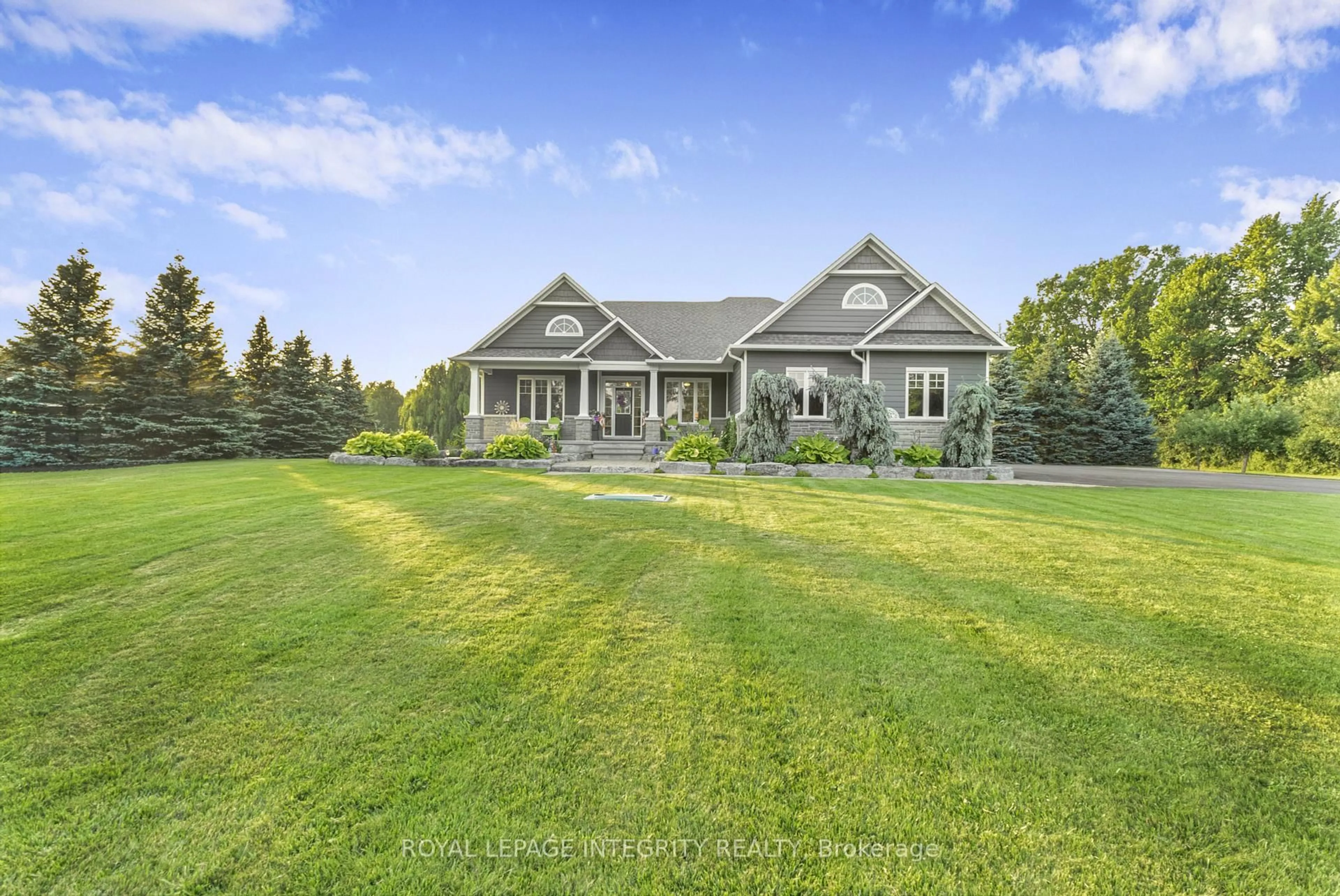A pic from outside/outdoor area/front of a property/back of a property/a pic from drone, mountain view for 150 Ashton Creek Cres, Ashton Ontario K0A 1B0