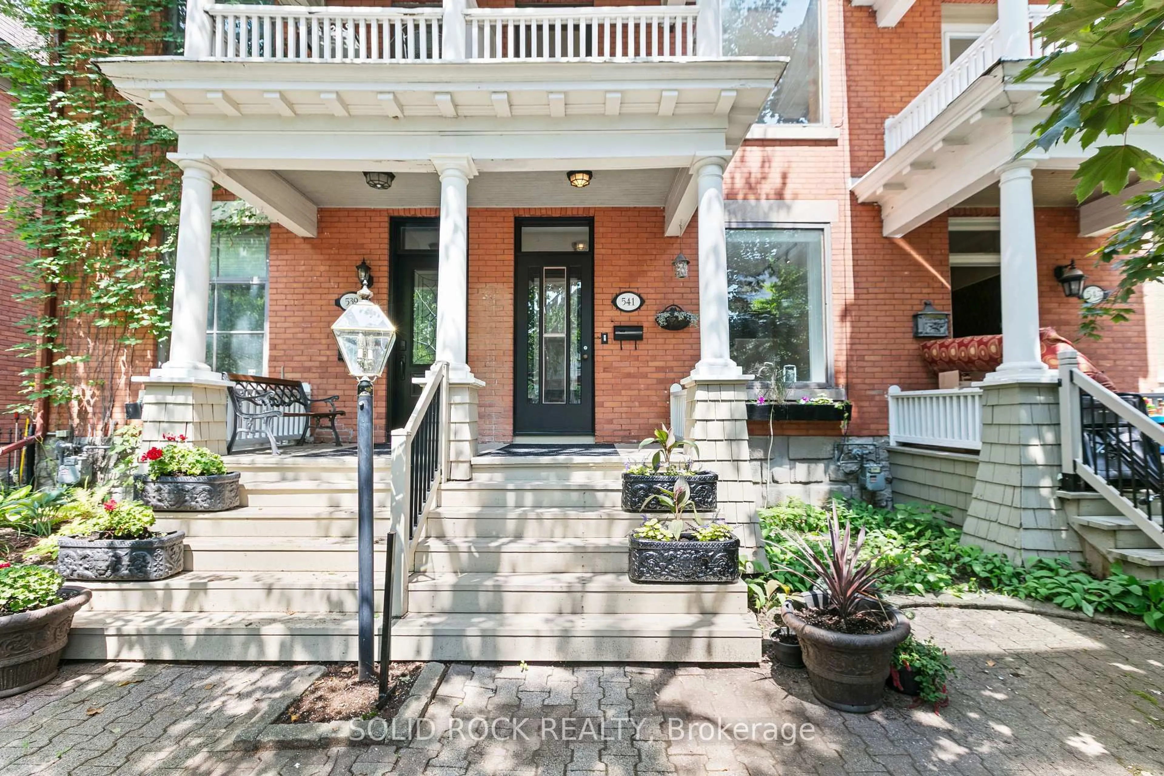 Unknown for 541 Besserer St, Ottawa Ontario K1N 6C6
