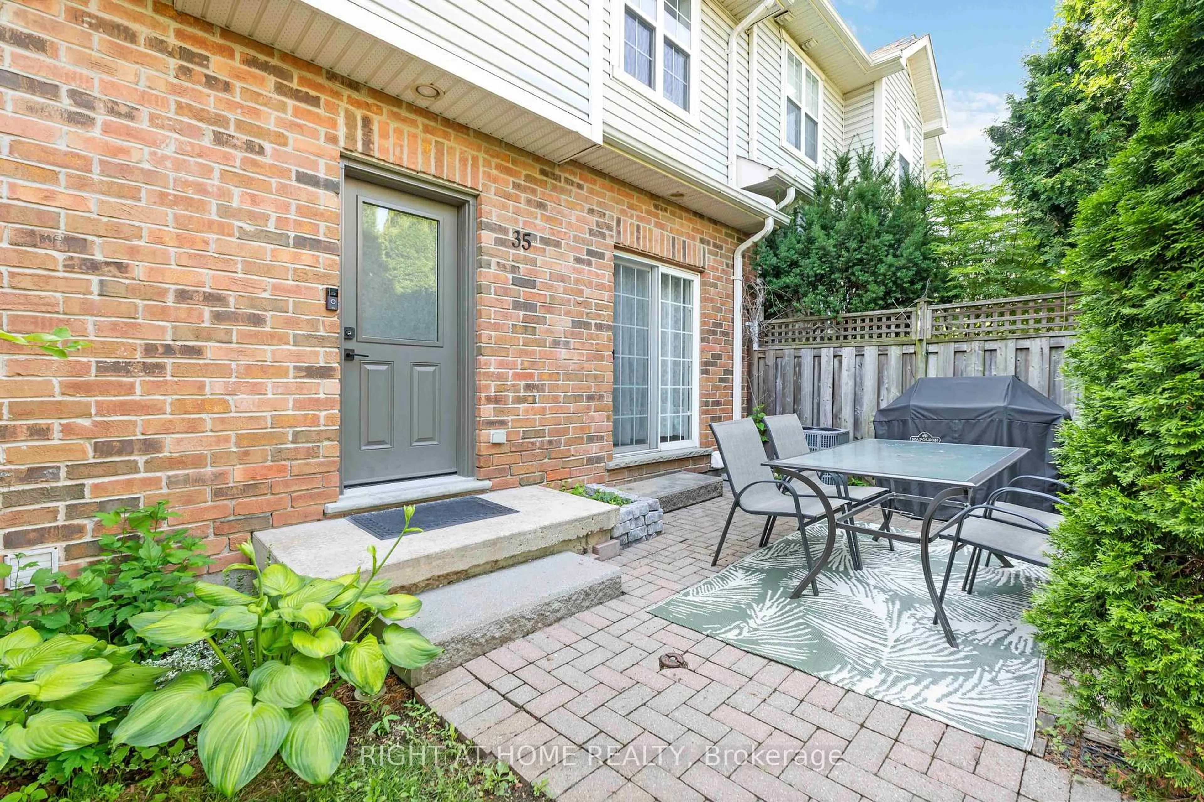 Patio, street for 1085 Harrogate Dr #35, Hamilton Ontario L9K 1R2