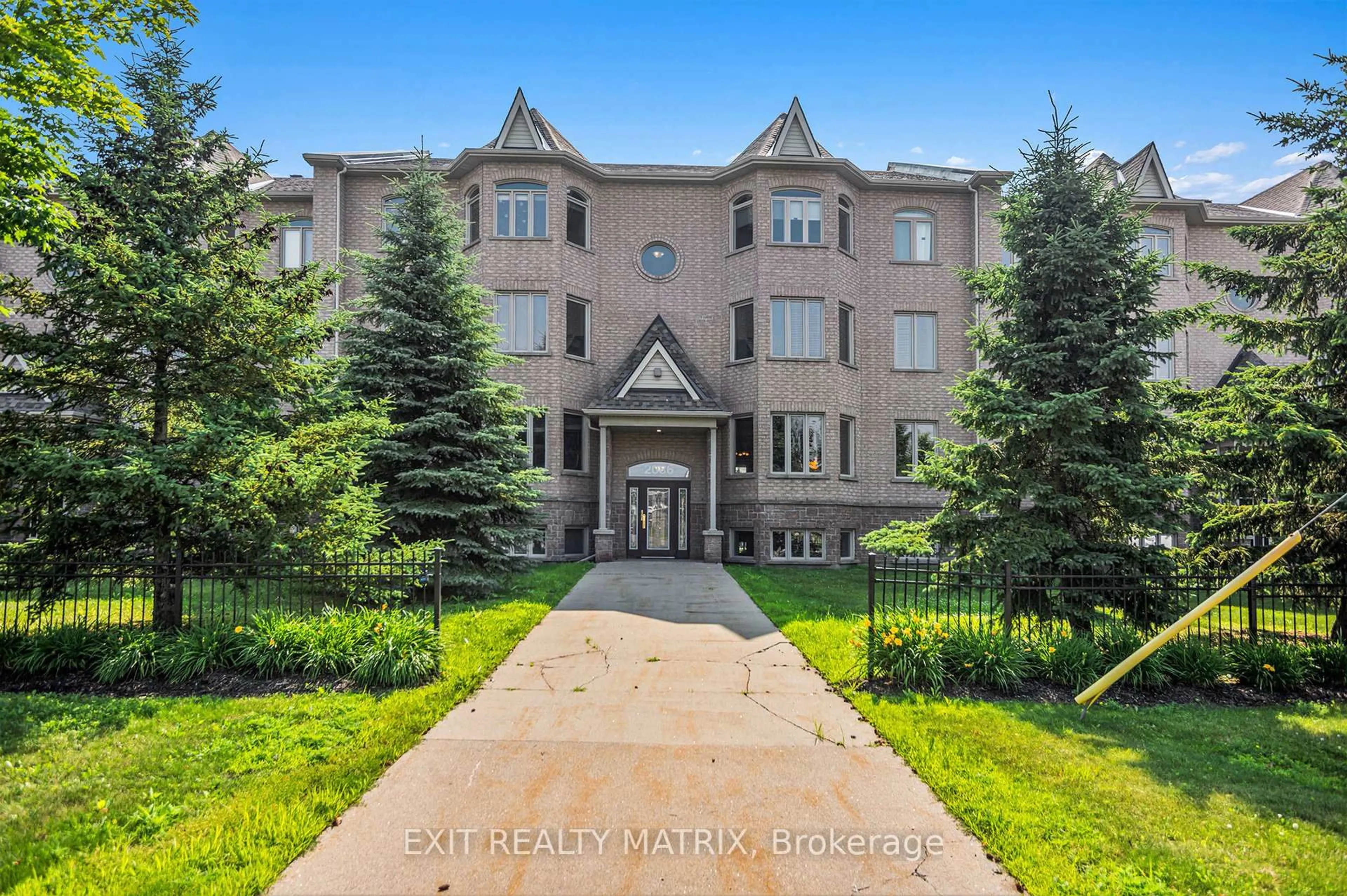 Unknown for 2086 Valin St #4, Orleans Ontario K4A 0C1