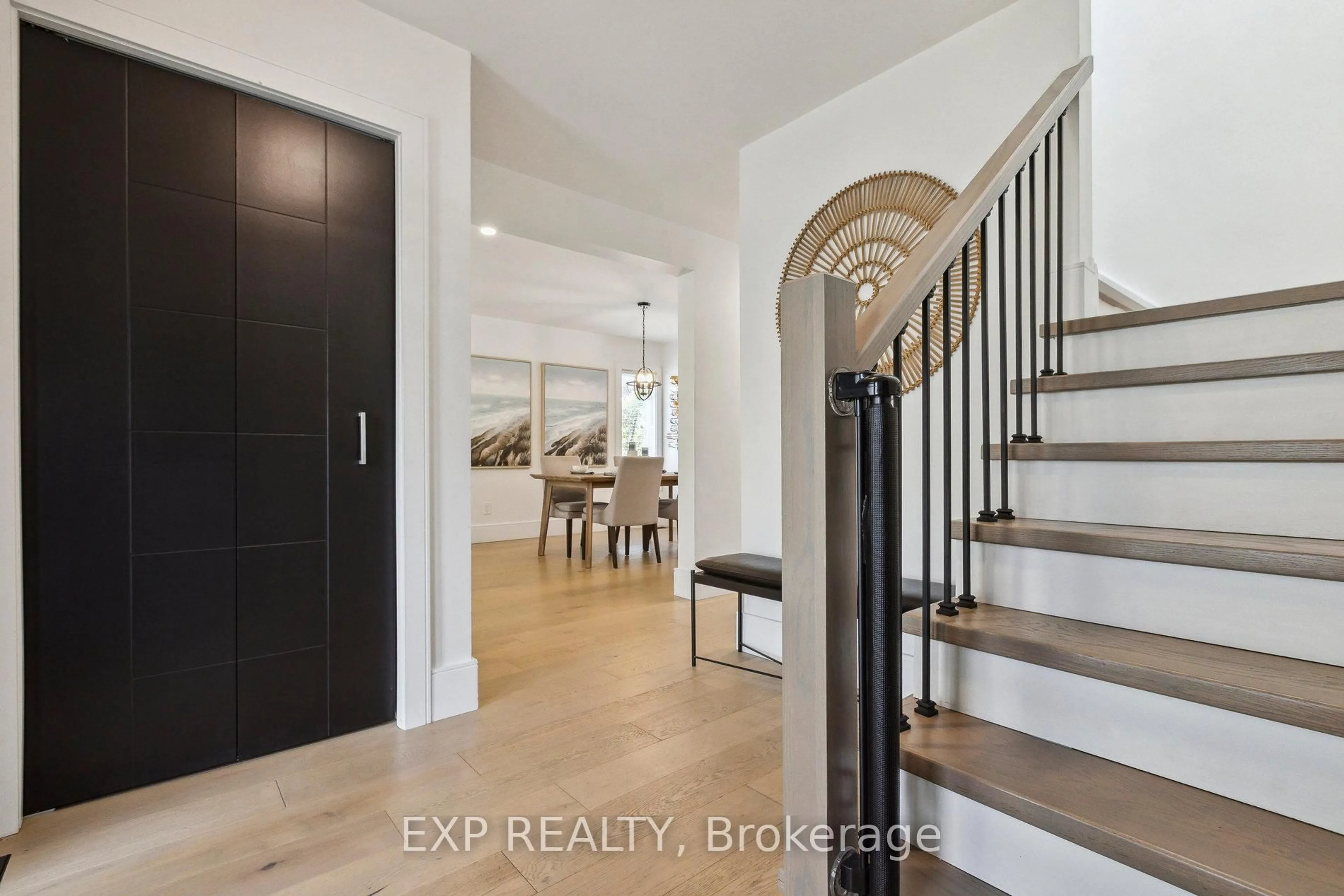 Indoor entryway for 77 Imperial Rd, Guelph Ontario N1H 8A1