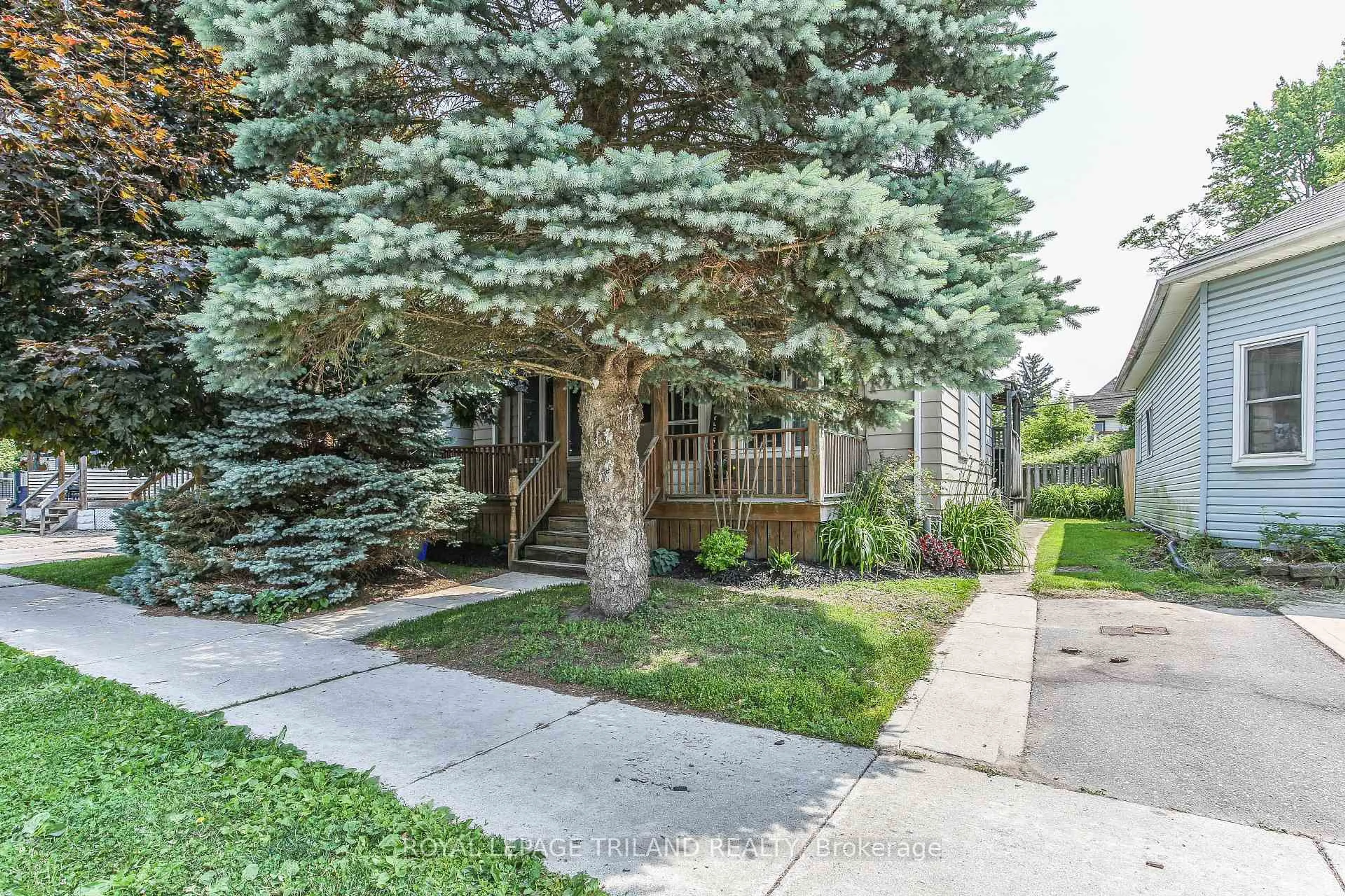 Unknown for 83 Flora St, St. Thomas Ontario N5P 2X7